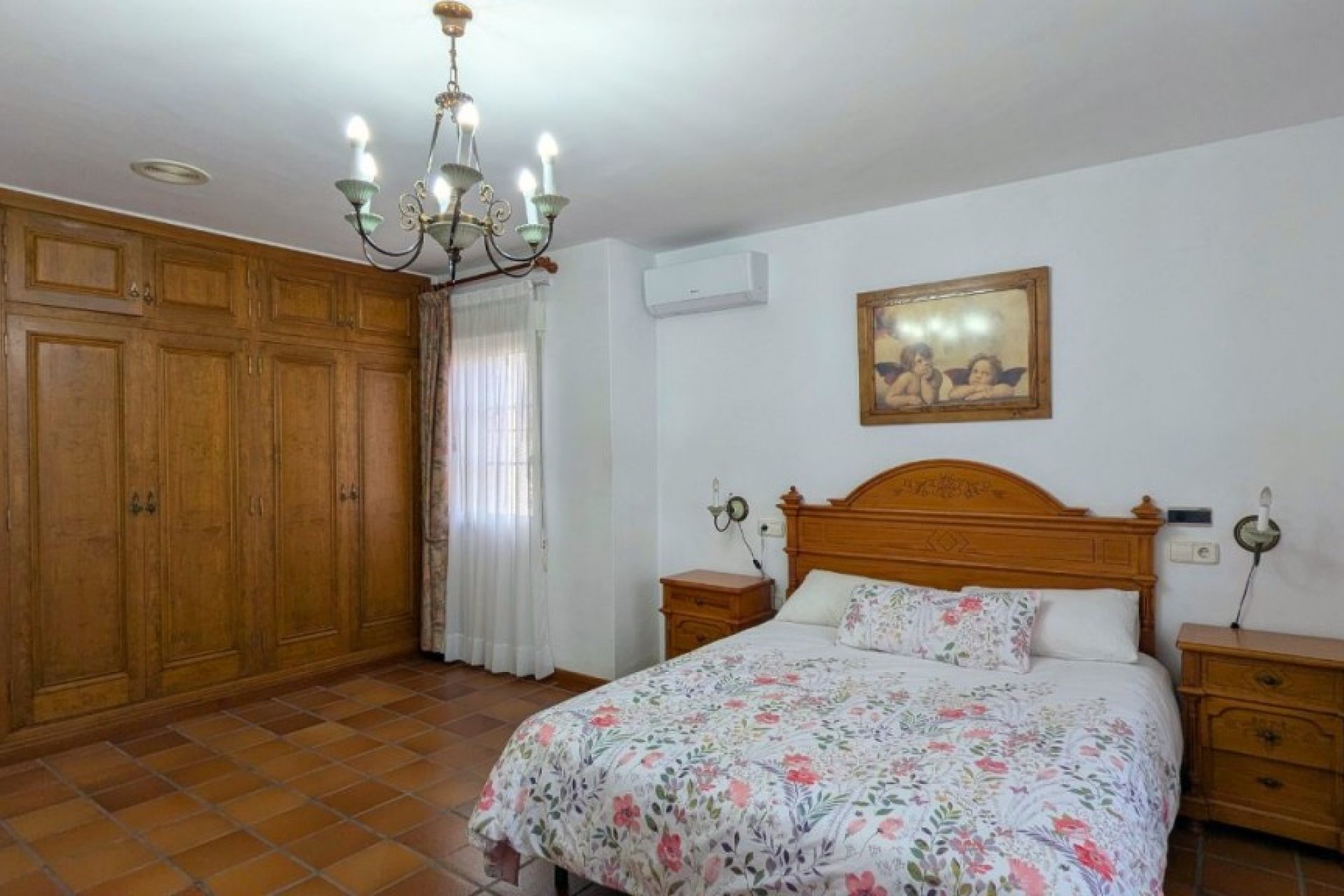 Resale - Detached villa -
Mil Palmeras