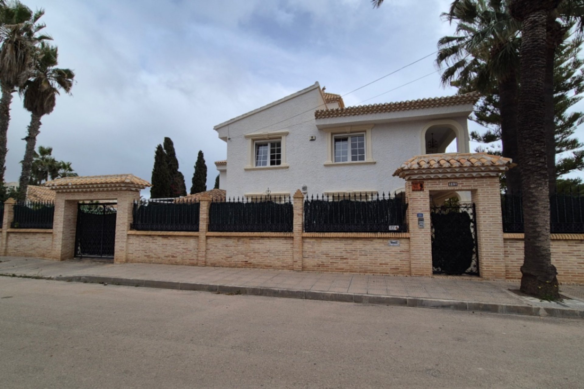 Resale - Detached villa -
Orihuela - Costa Blanca Sur