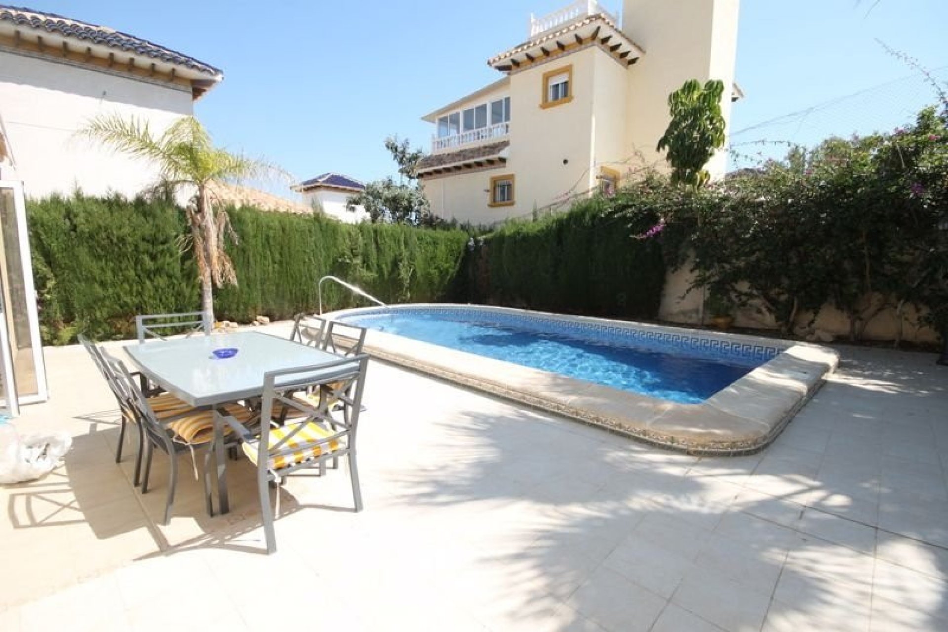 Resale - Detached villa -
Orihuela Costa - La Zenia