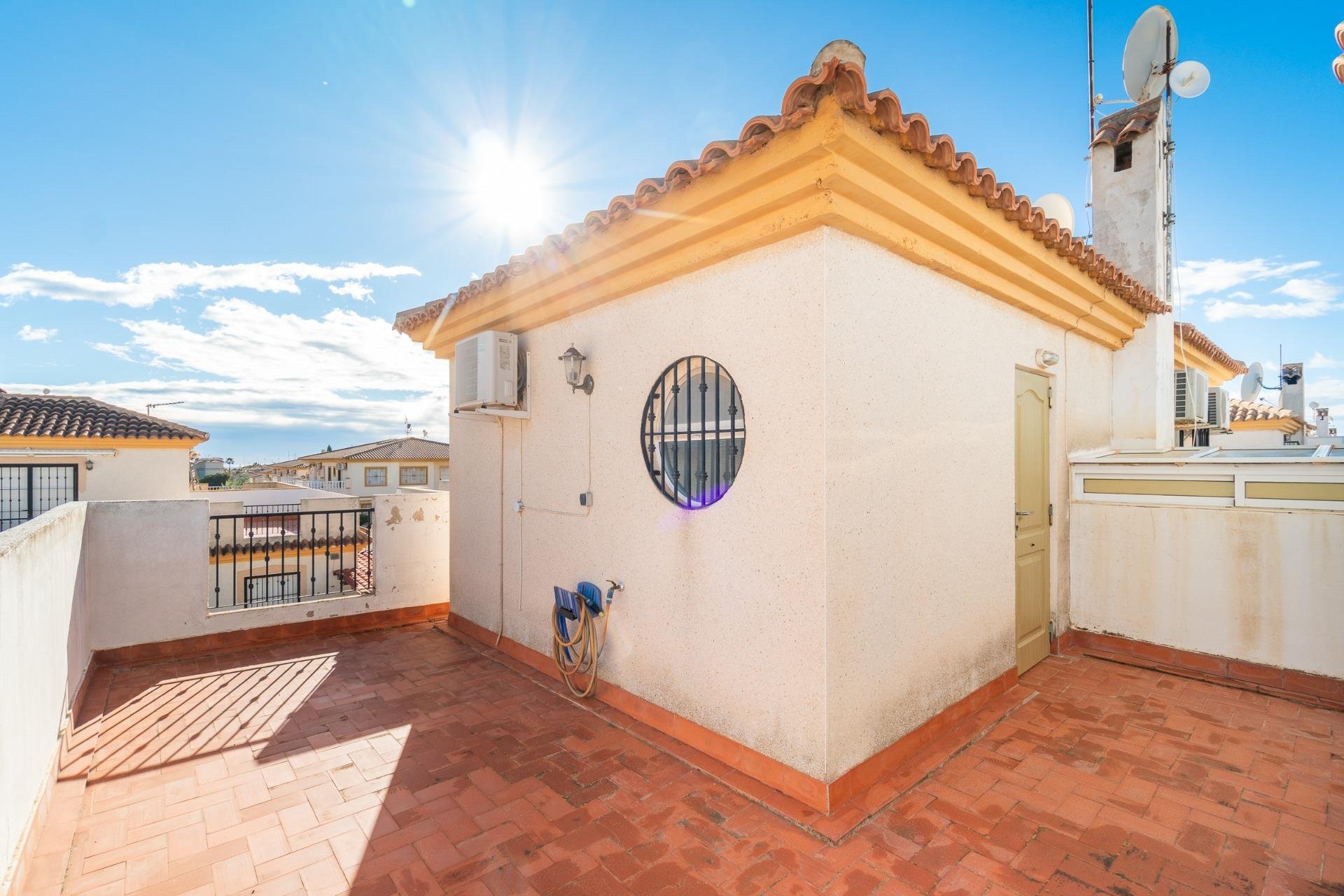 Resale - Detached villa -
Orihuela Costa - Playa Flamenca