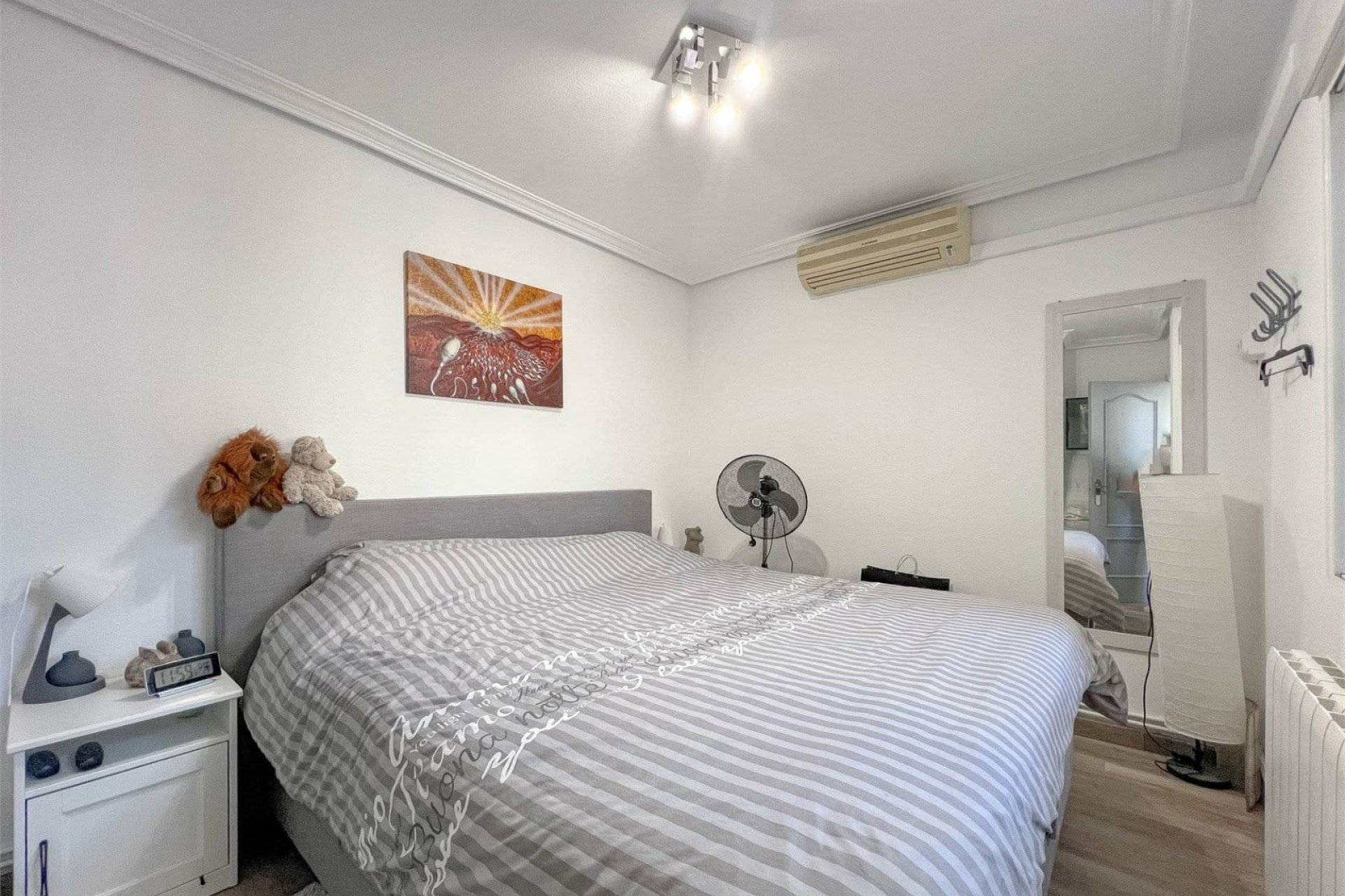 Resale - Detached villa -
Orihuela Costa - Villamartin