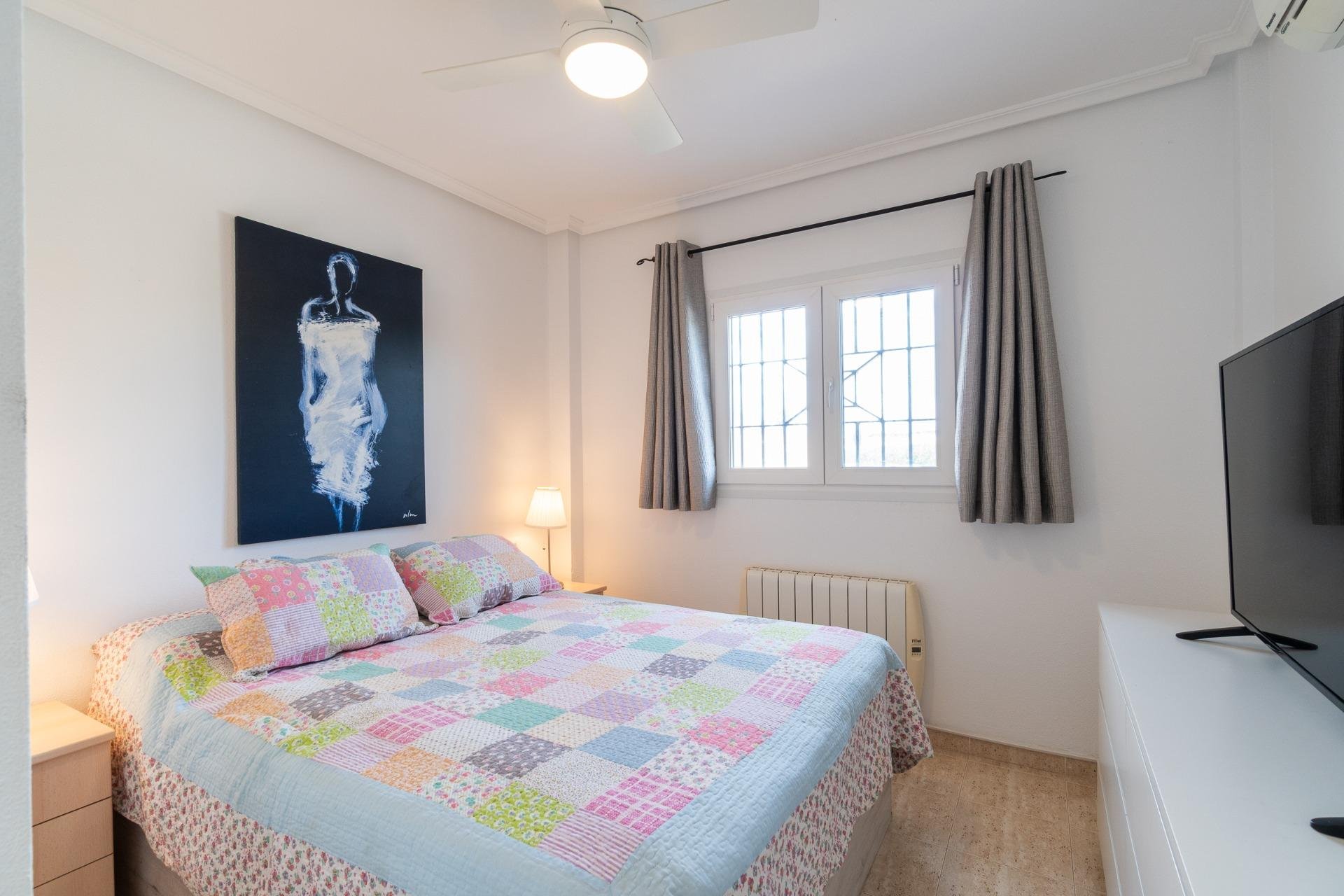 Resale - Detached villa -
Orihuela Costa - Zeniamar-Horizonte-La Campana