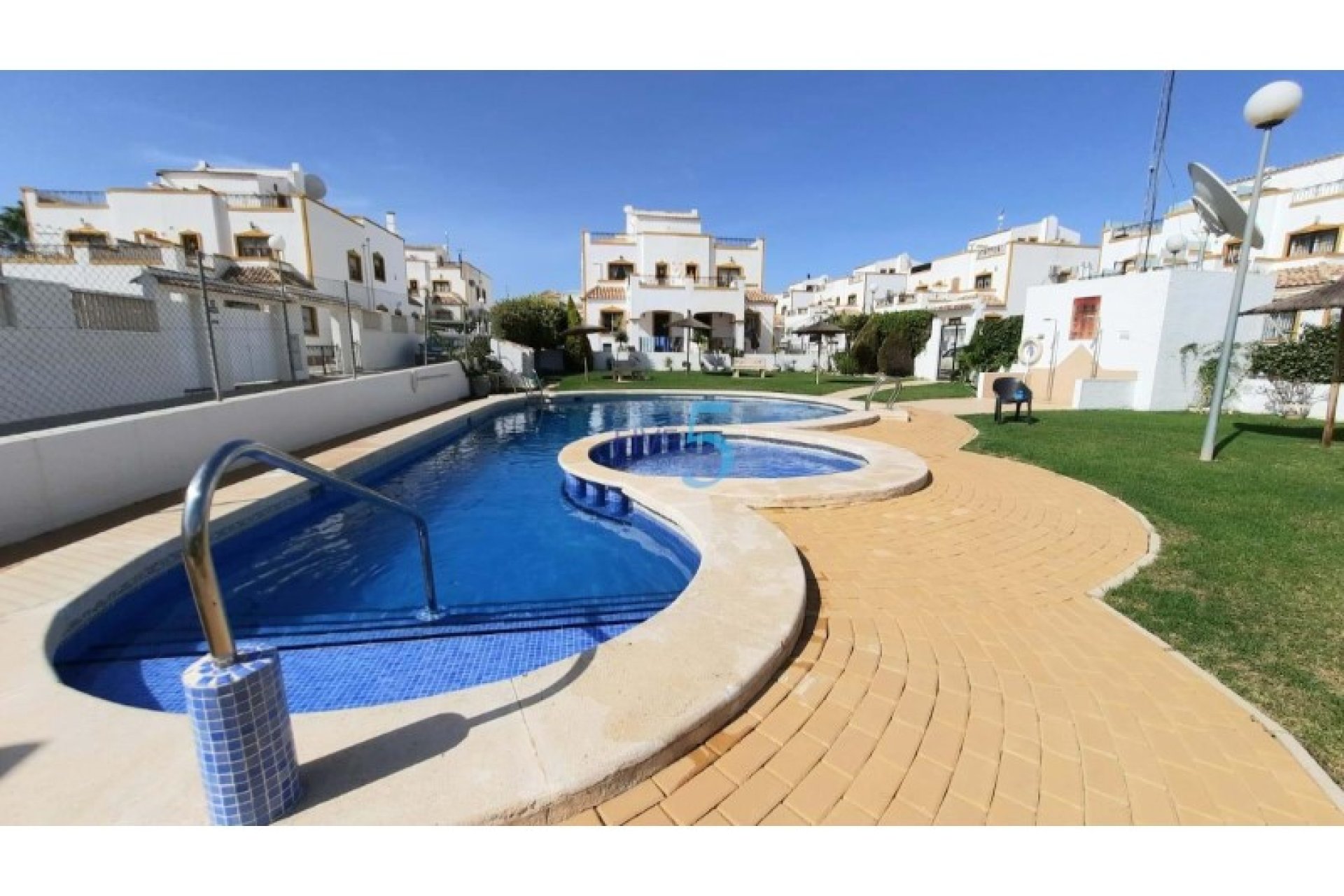 Resale - Detached villa -
Orihuela - Desamparados - Hurchillo - Torremendo