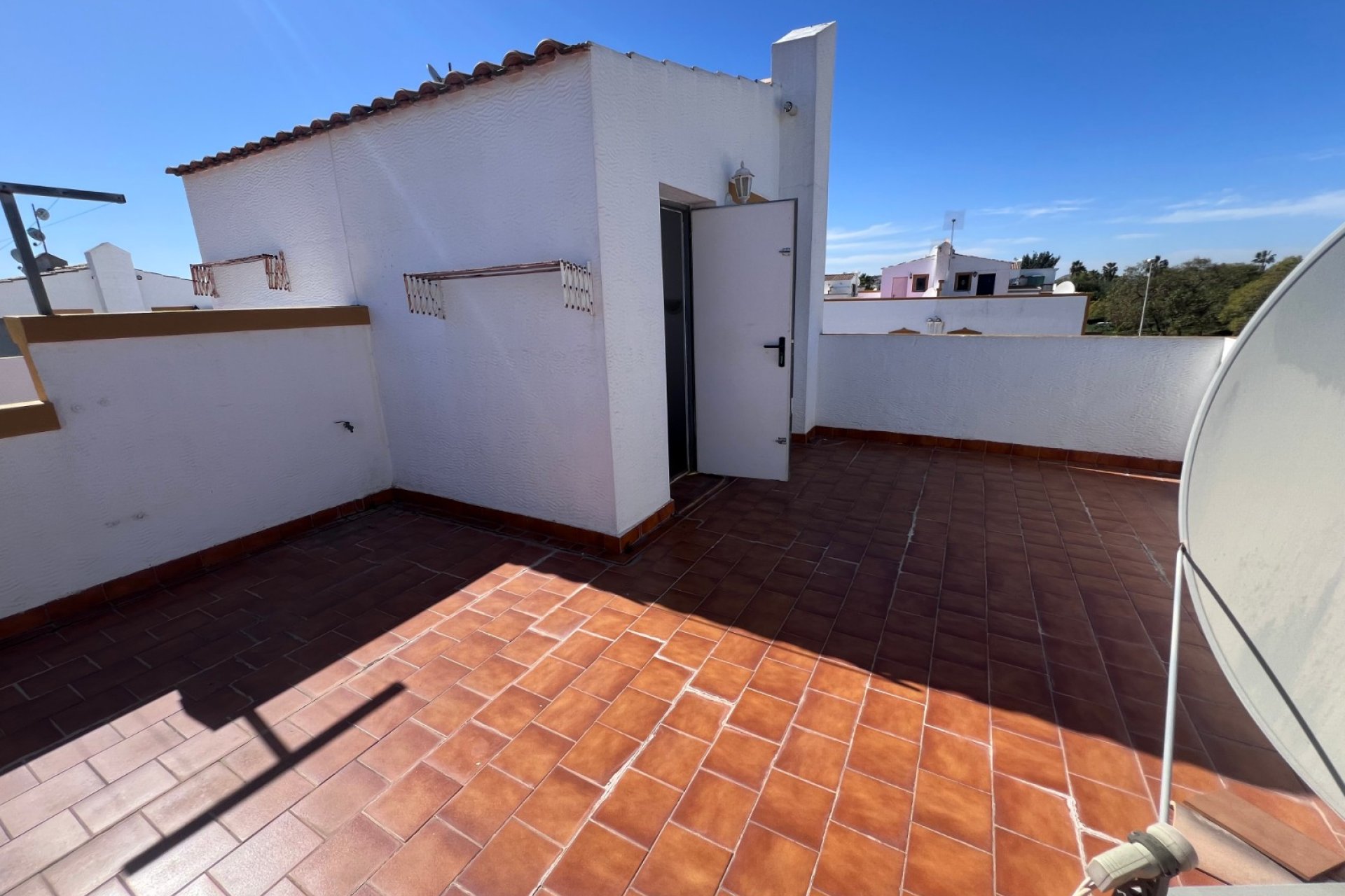 Resale - Detached villa -
Orihuela - Entre Naranjos Vistabella