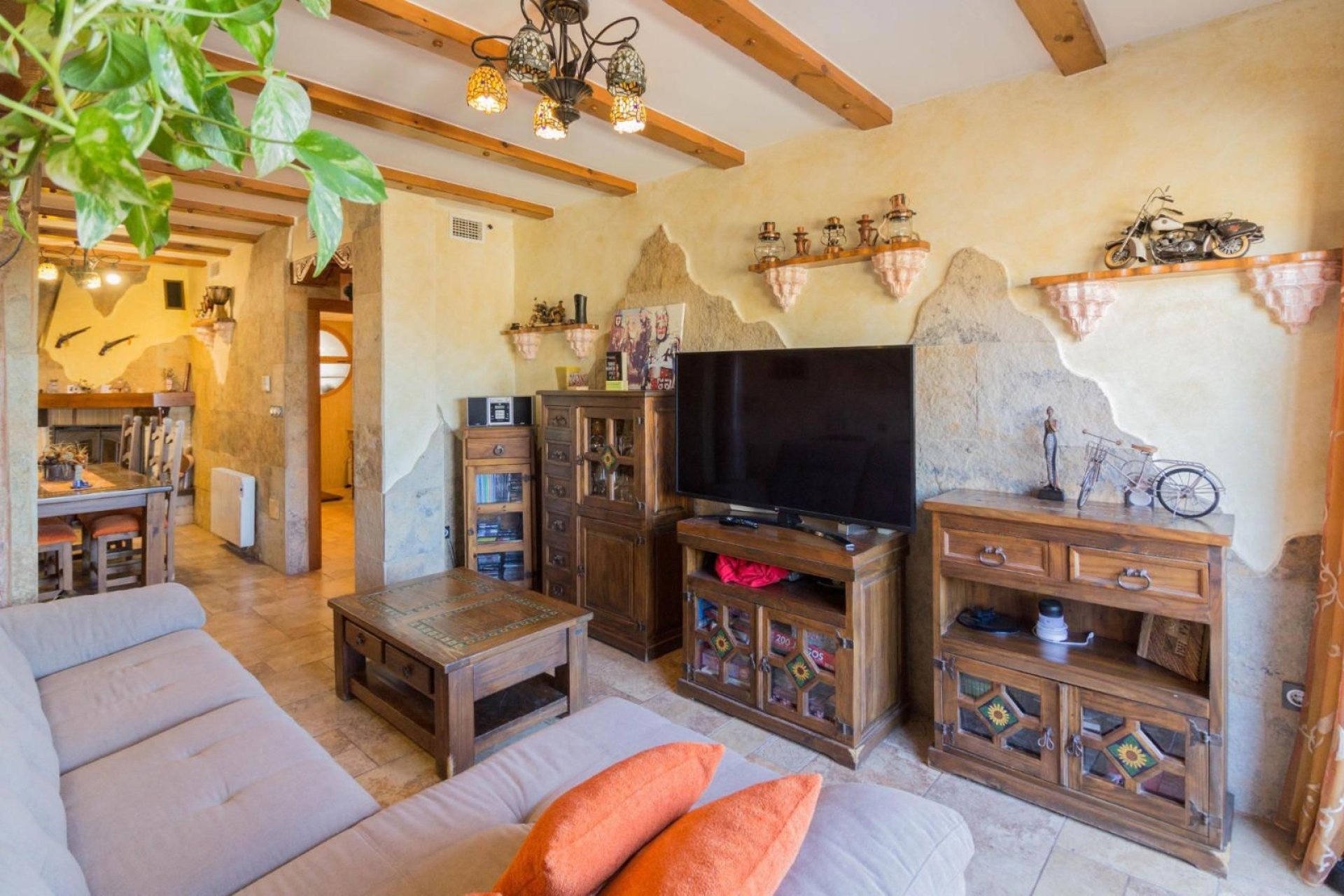 Resale - Detached villa -
Redován