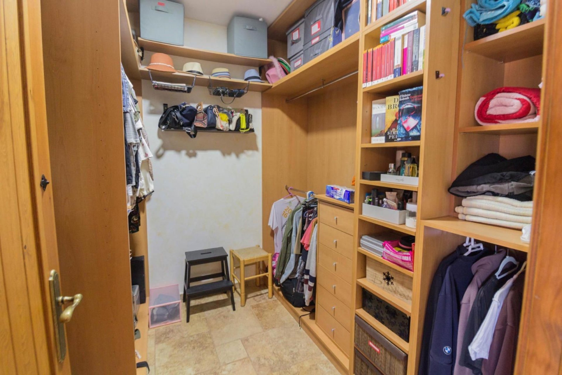 Resale - Detached villa -
Redován