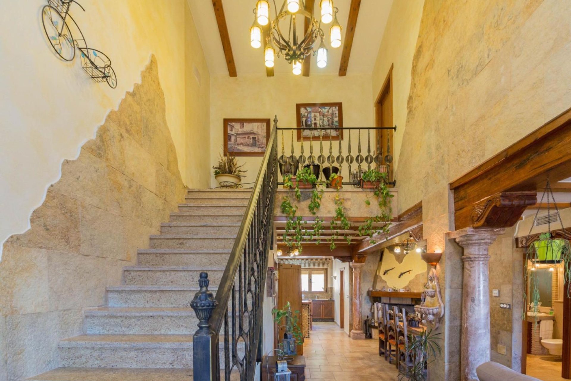 Resale - Detached villa -
Redován