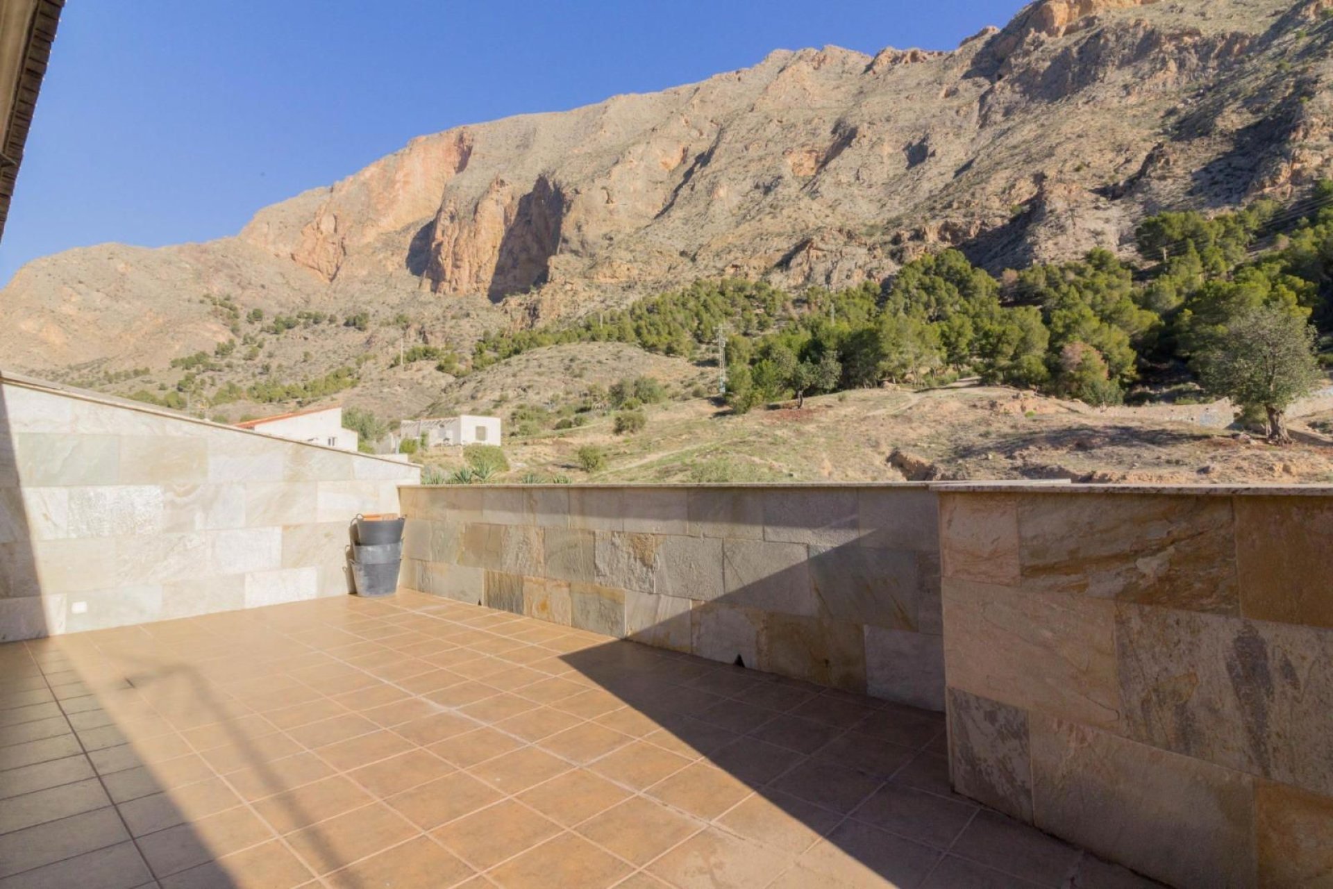 Resale - Detached villa -
Redován