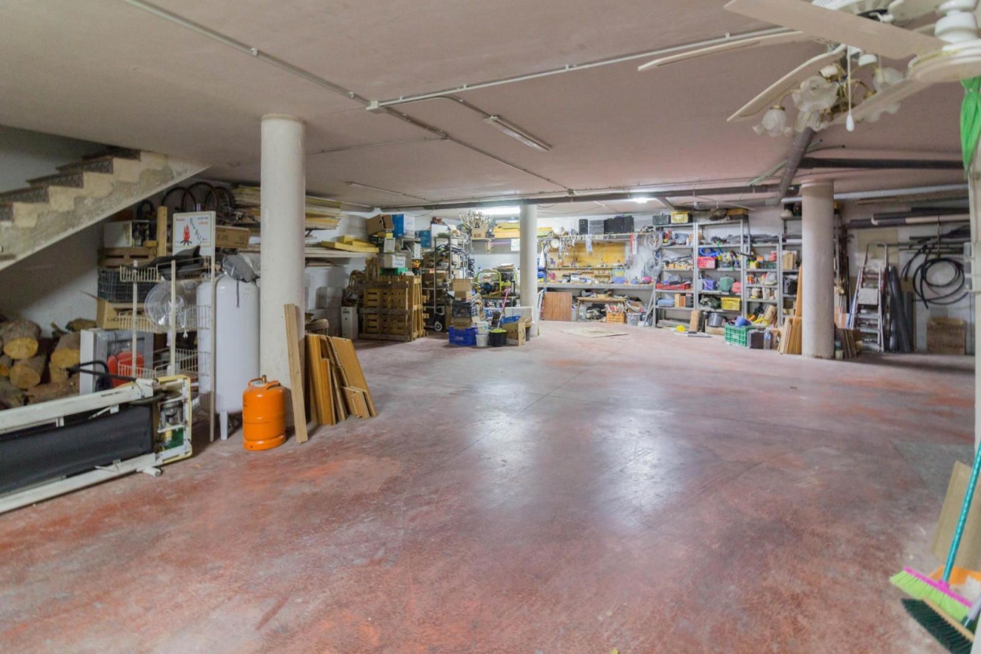 Resale - Detached villa -
Redován