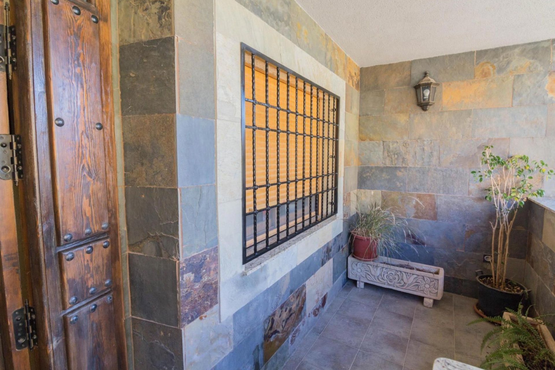 Resale - Detached villa -
Redován