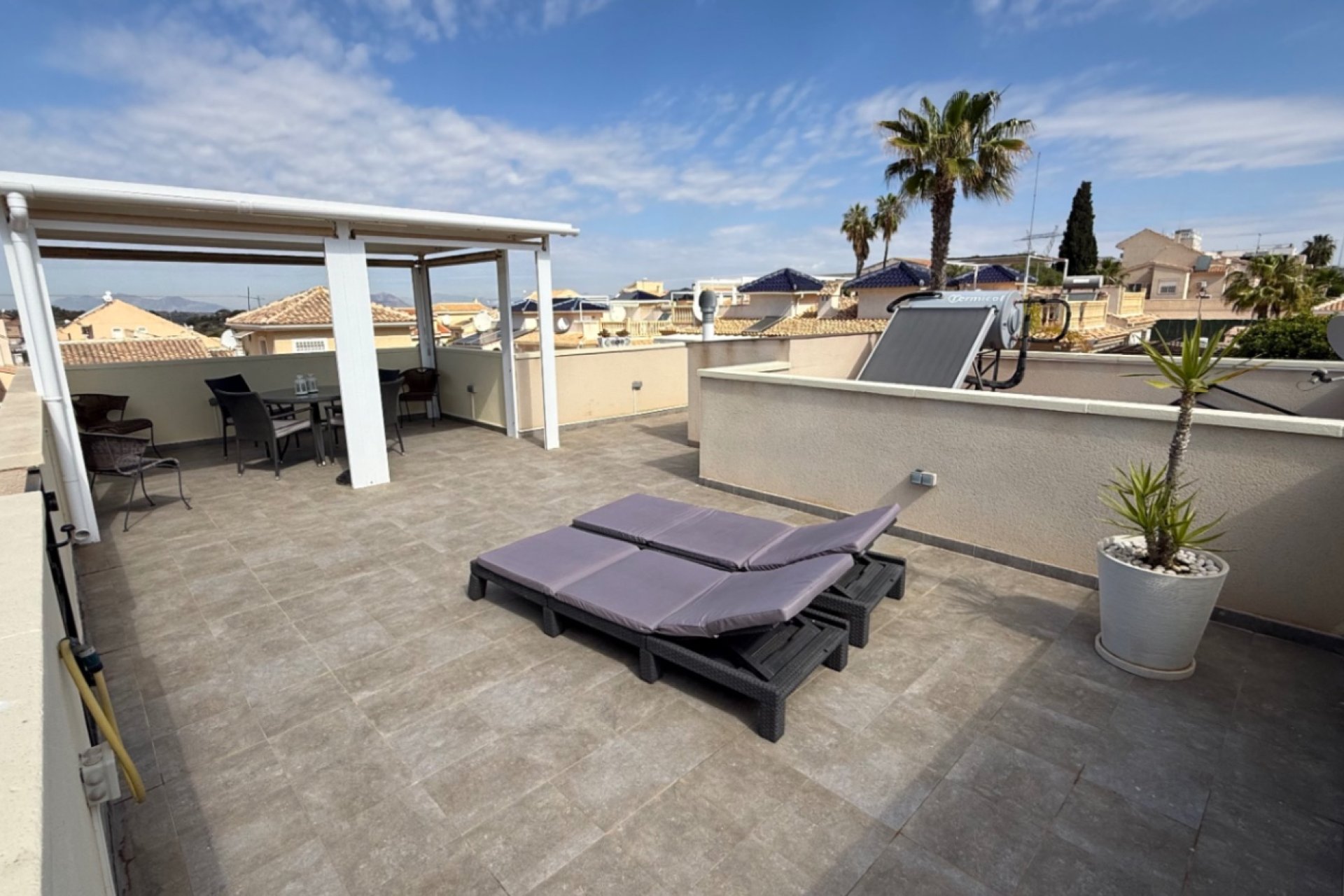 Resale - Detached villa -
Rojales - Costa Blanca Sur