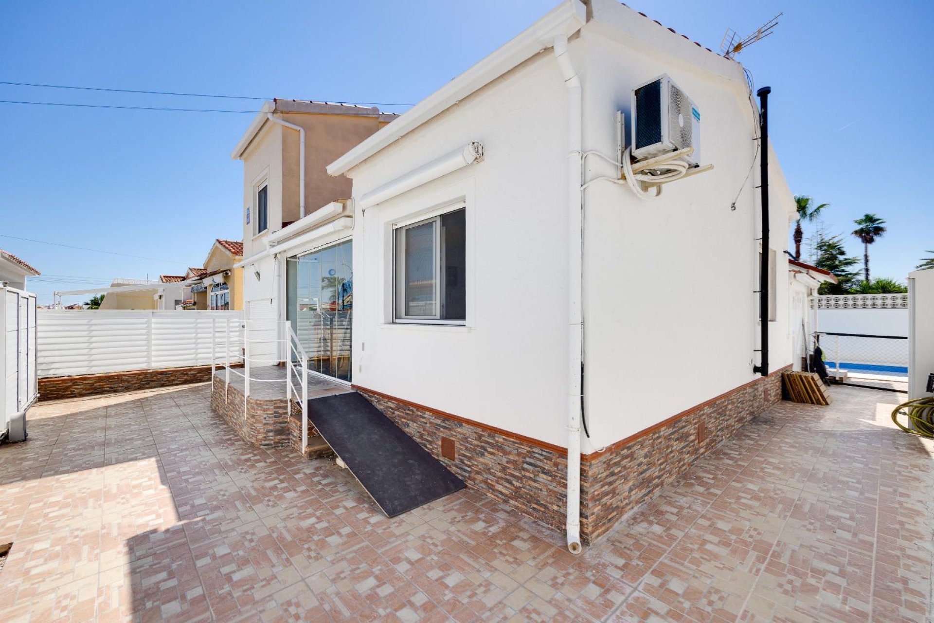 Resale - Detached villa -
San Fulgencio - La Marina