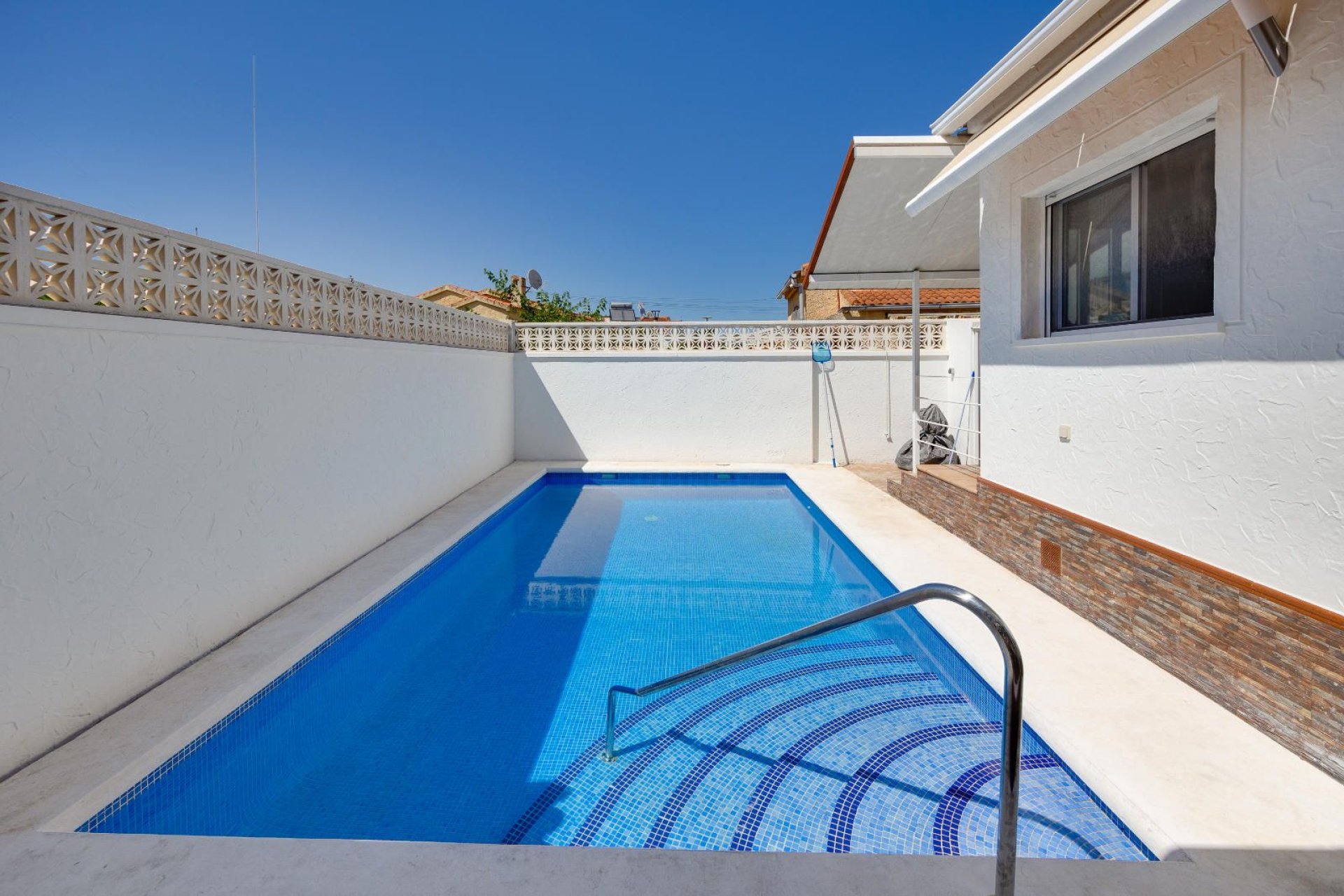 Resale - Detached villa -
San Fulgencio - La Marina