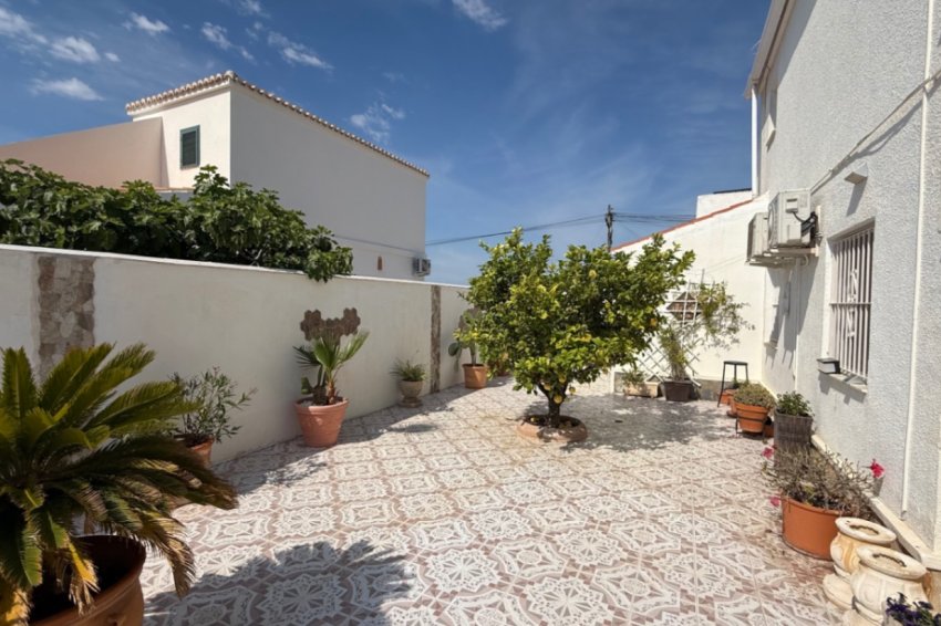 Resale - Detached villa -
Torrevieja - Costa Blanca Sur