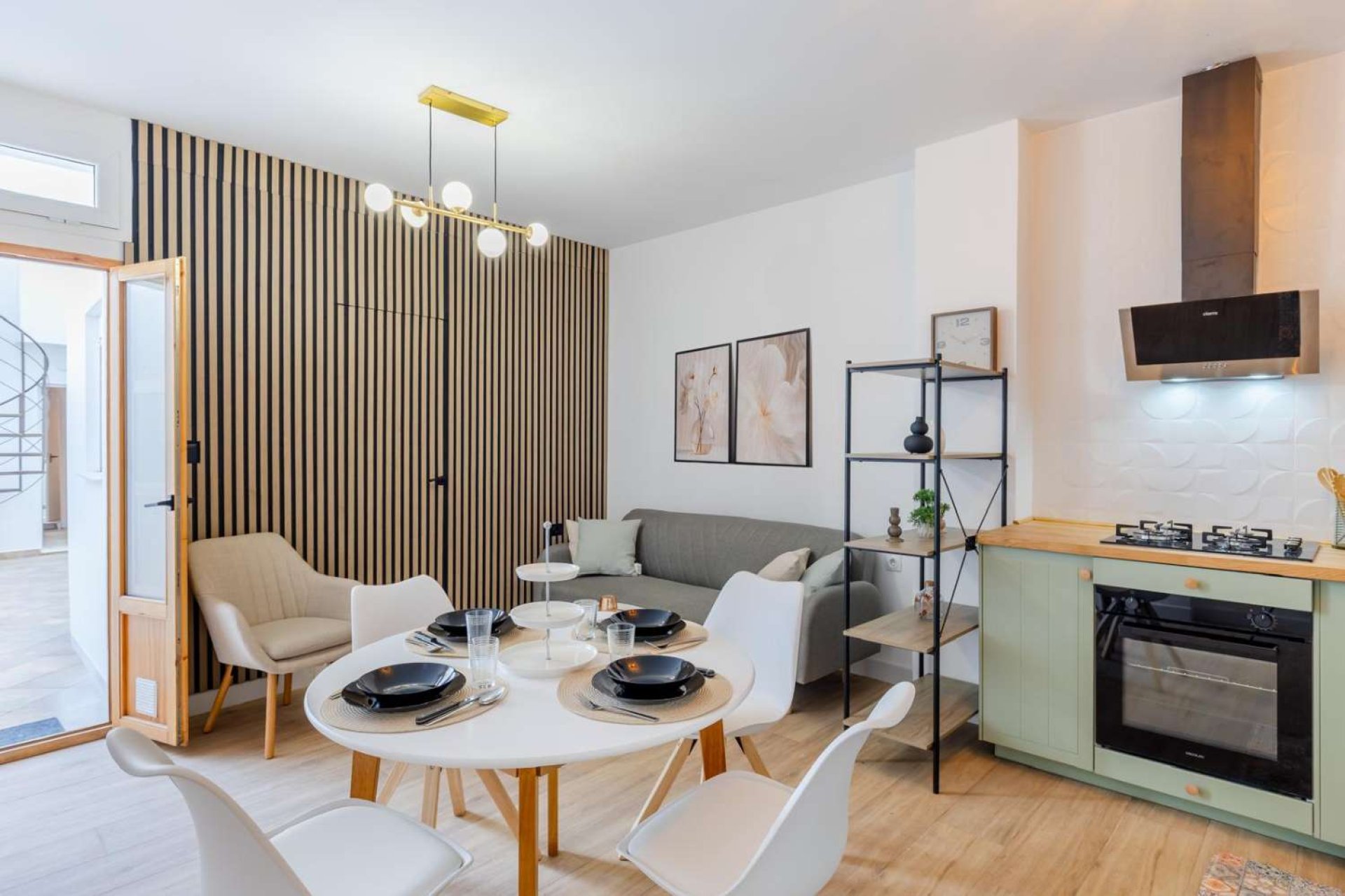 Resale - Detached villa -
Torrevieja - El acequión