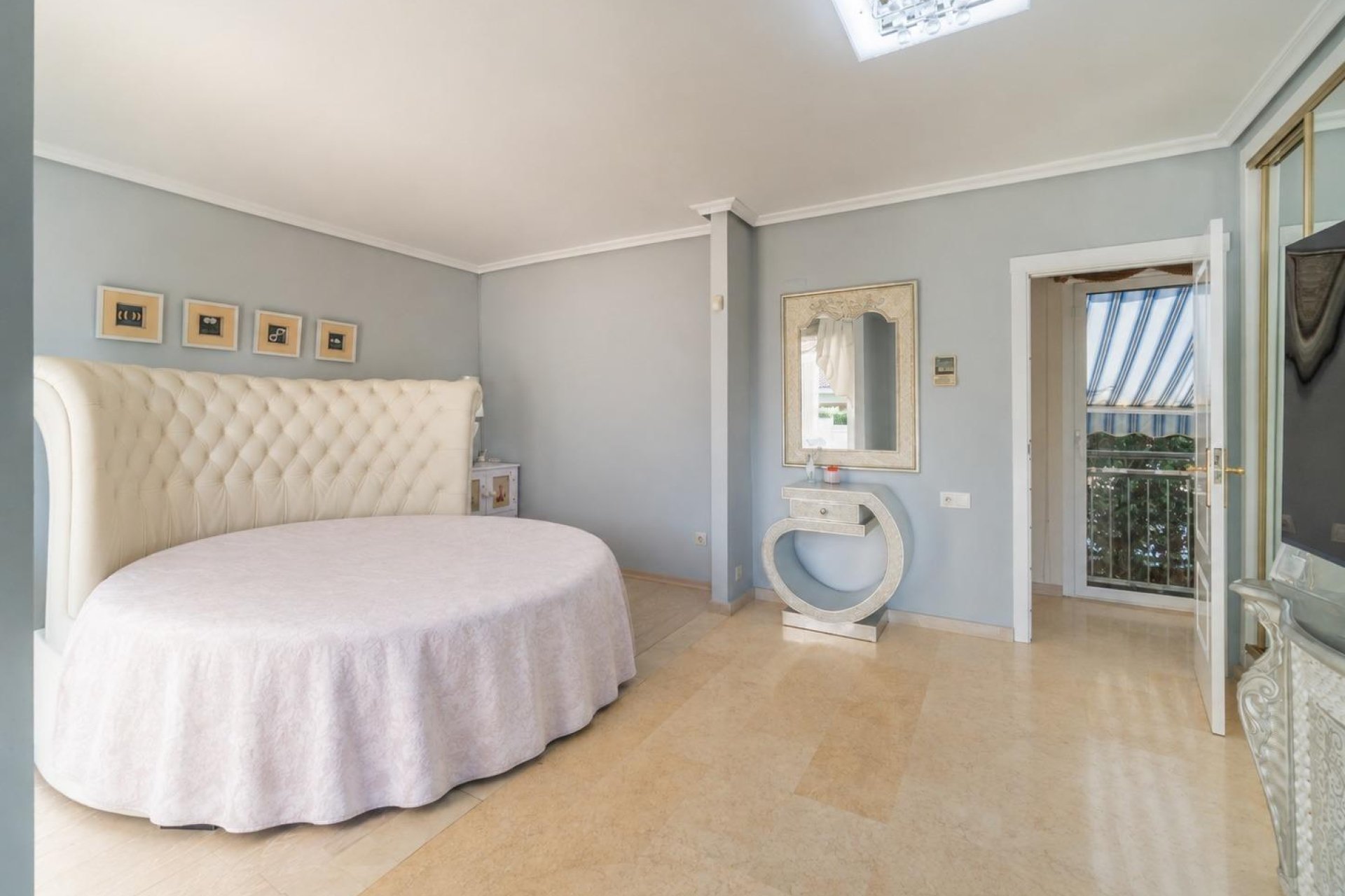 Resale - Detached villa -
Torrevieja - Torre la mata