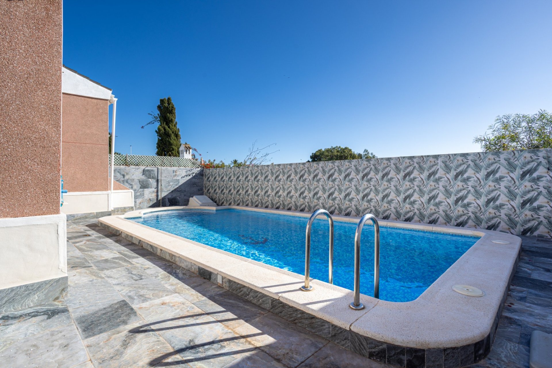 Resale - Detached villa -
Torrevieja - Urbanización San Luis