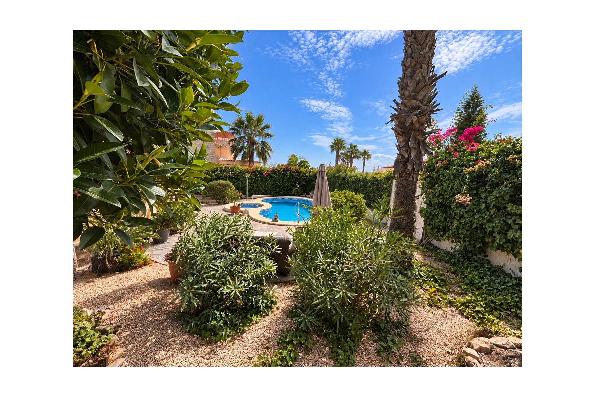 Resale - Detached villa -
Urbanización Ciudad Quesada