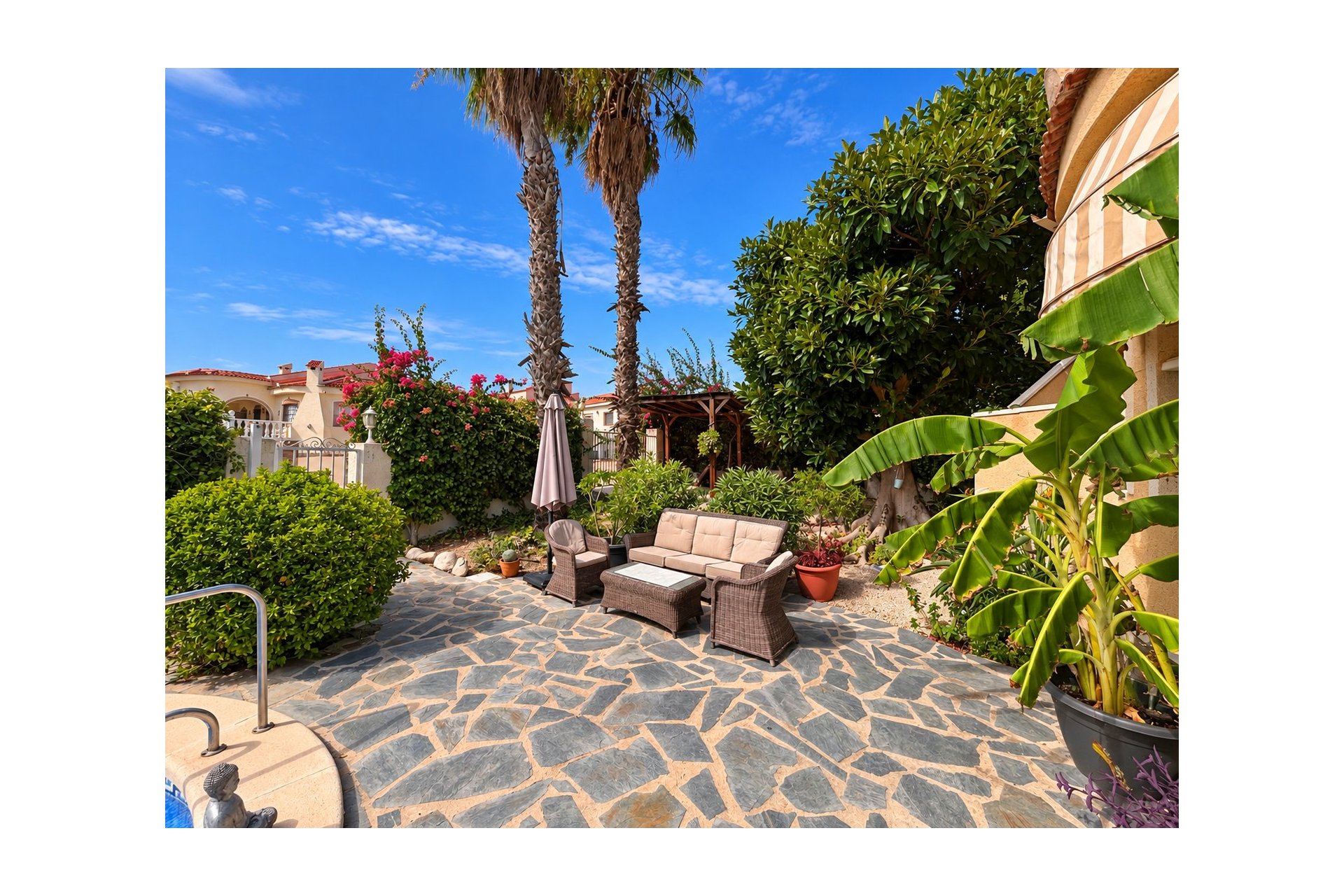 Resale - Detached villa -
Urbanización Ciudad Quesada