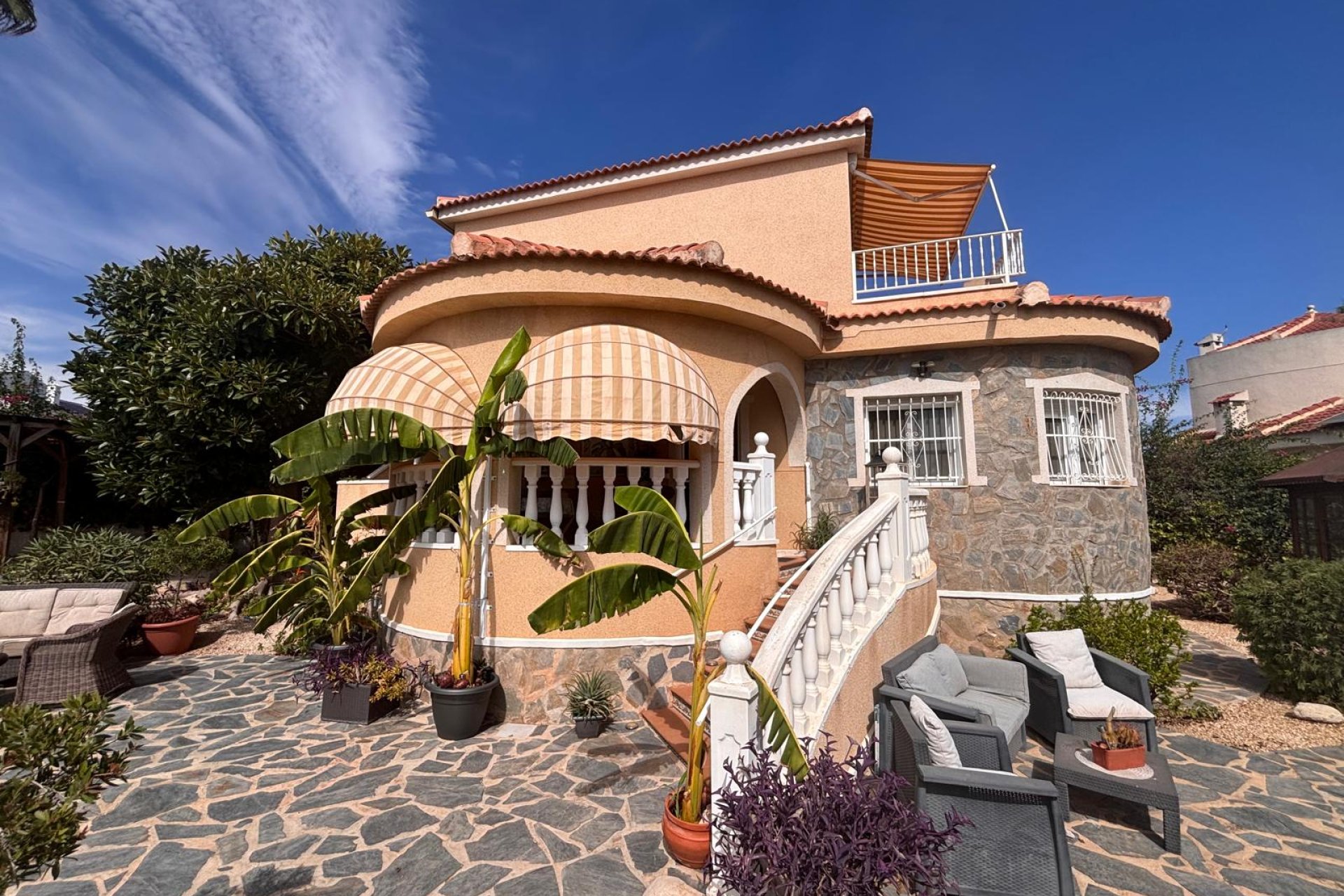 Resale - Detached villa -
Urbanización Ciudad Quesada