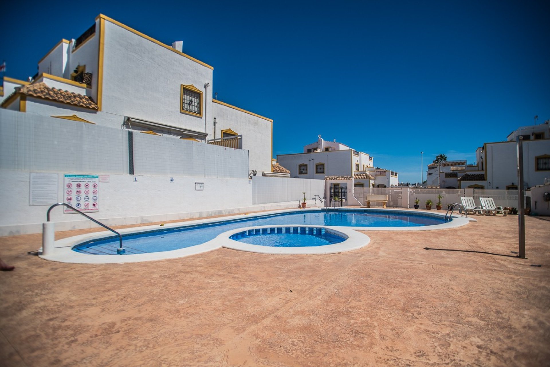 Resale - Detached villa -
VISTABELLA GOLF - Entre Naranjos