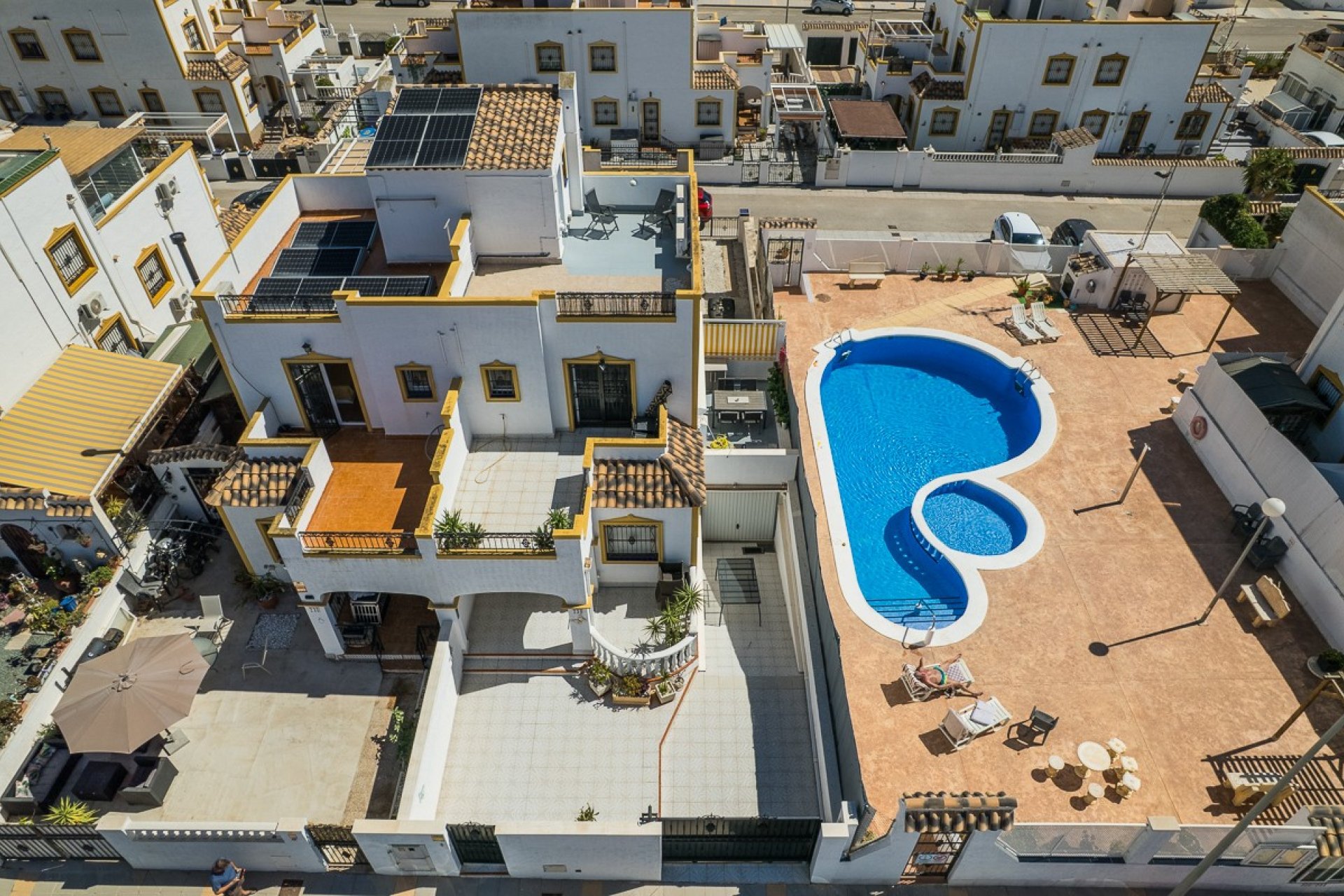 Resale - Detached villa -
VISTABELLA GOLF - Entre Naranjos