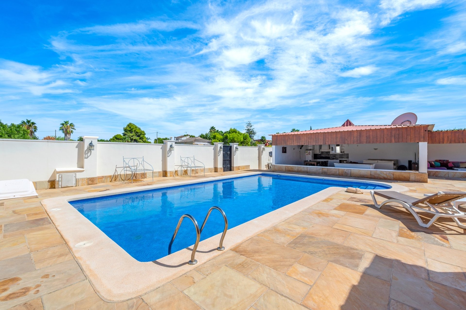 Resale - Finca -
Almoradi - Las Heredades