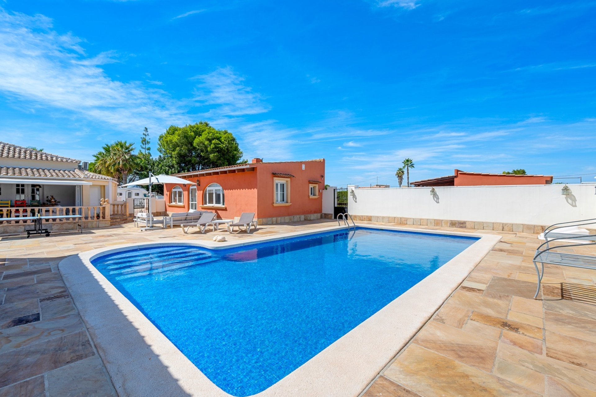 Resale - Finca -
Almoradi - Las Heredades