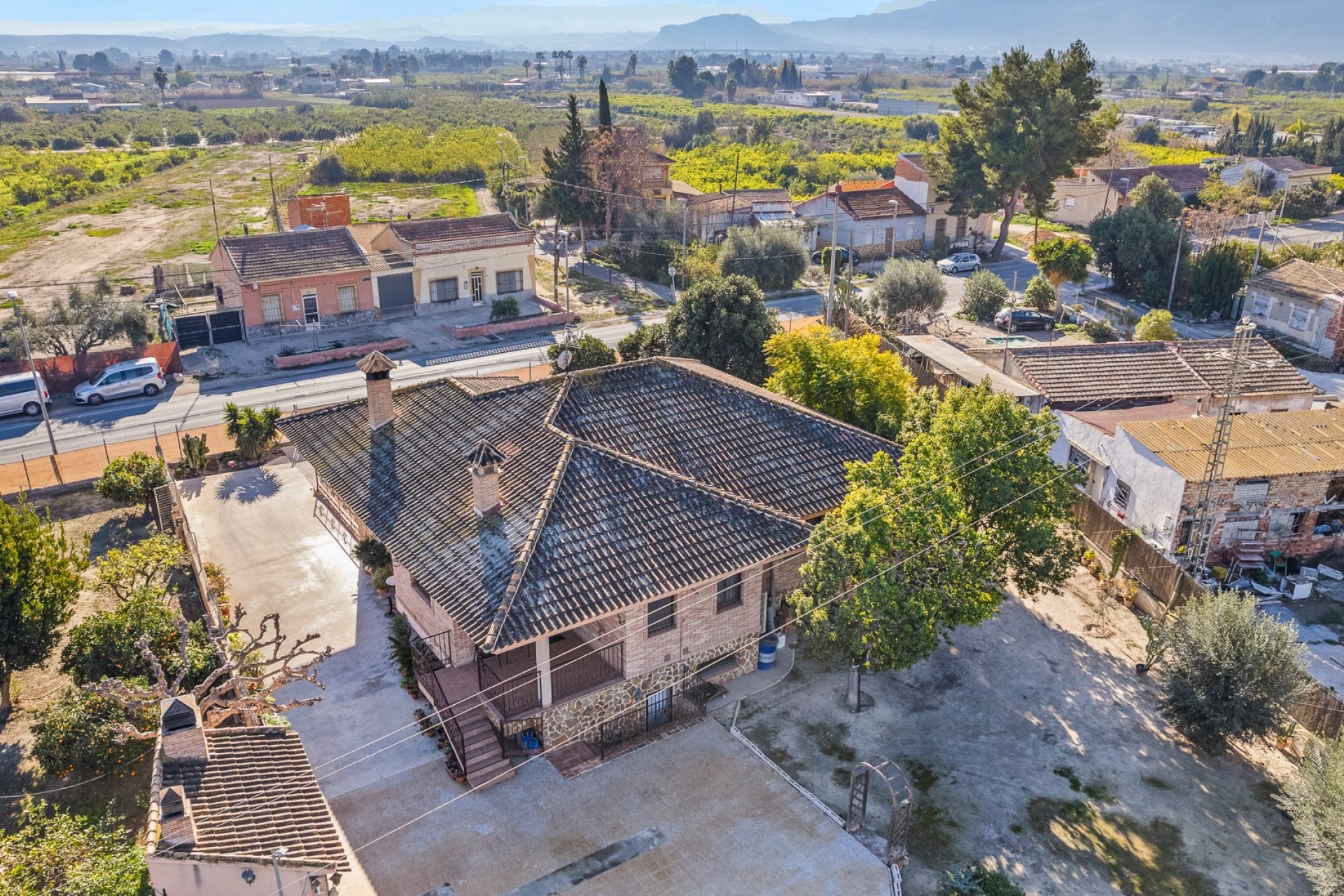 Resale - Finca -
Beniel - Carretera de Beniel