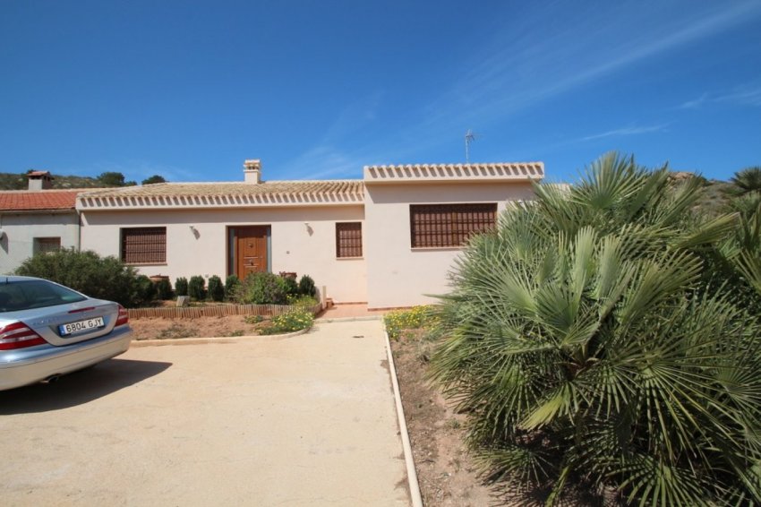 Resale - Finca -
Cartagena - La Manga del Mar Menor