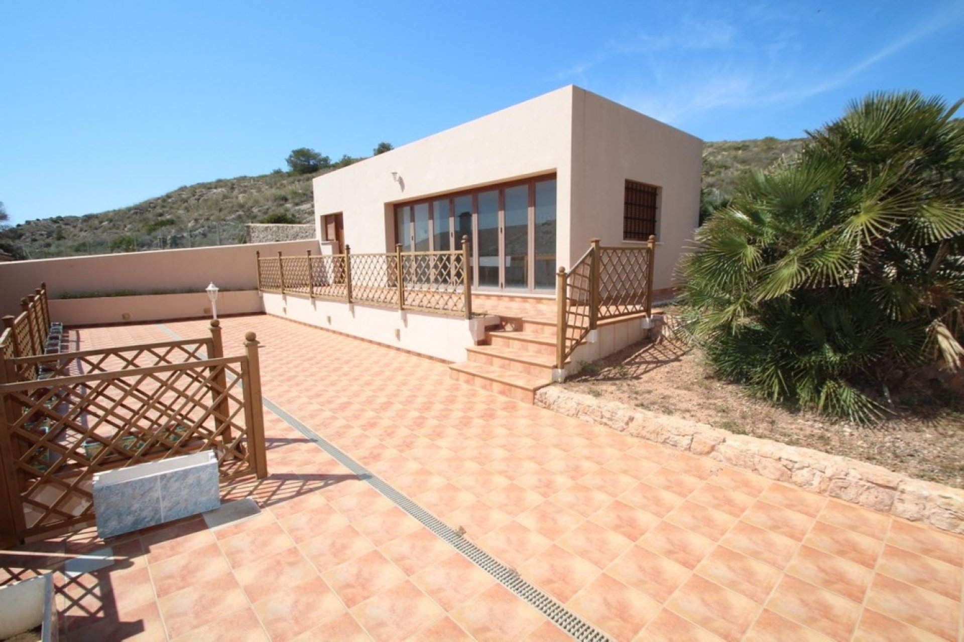 Resale - Finca -
Cartagena - La Manga del Mar Menor