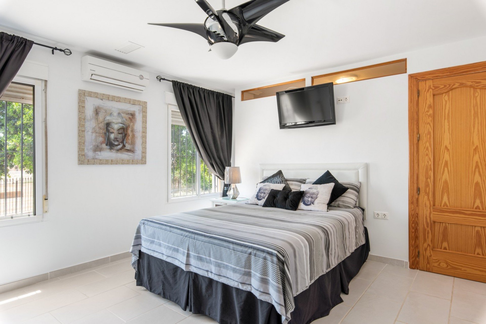 Resale - Finca -
Catral