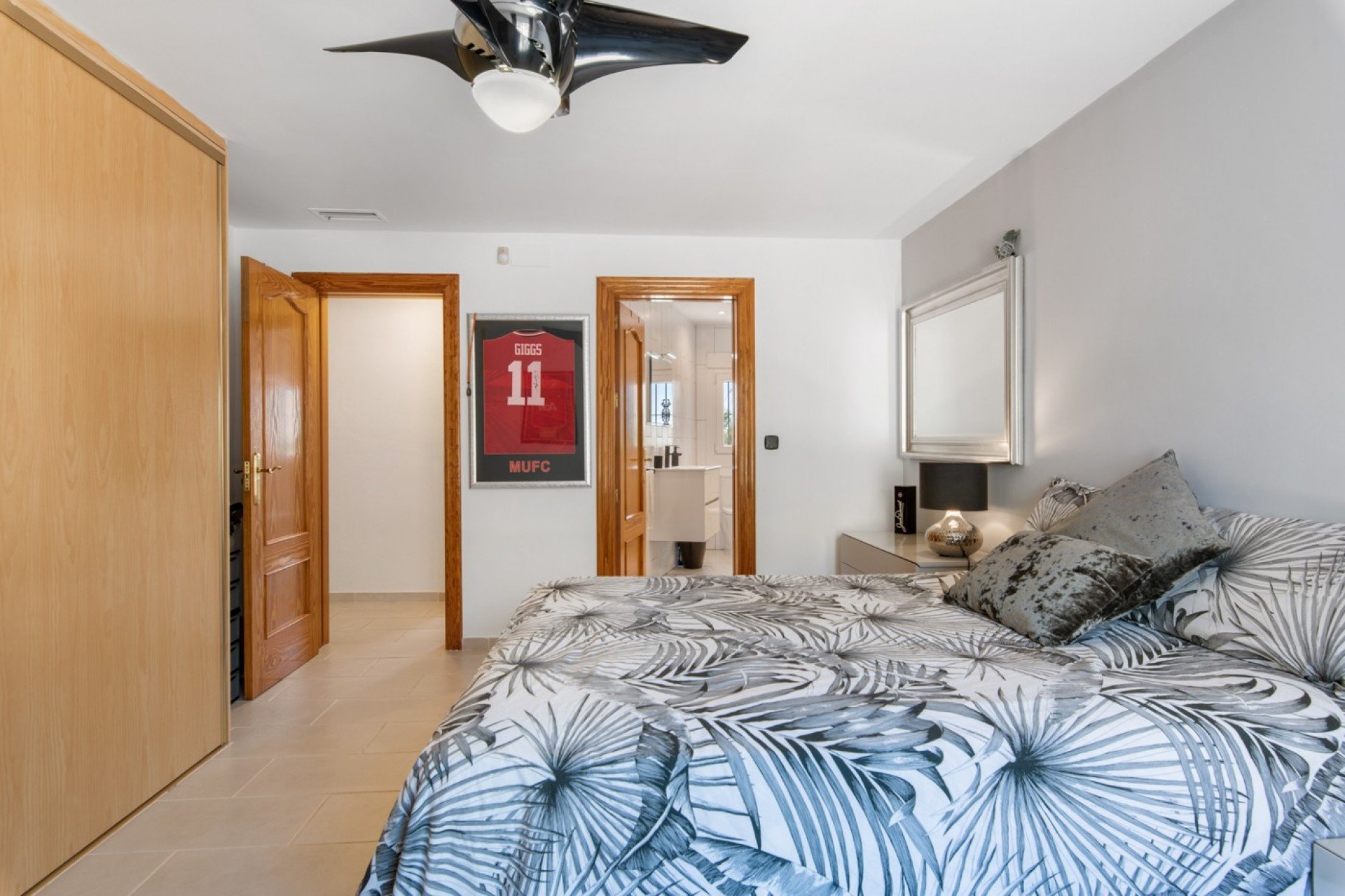 Resale - Finca -
Catral