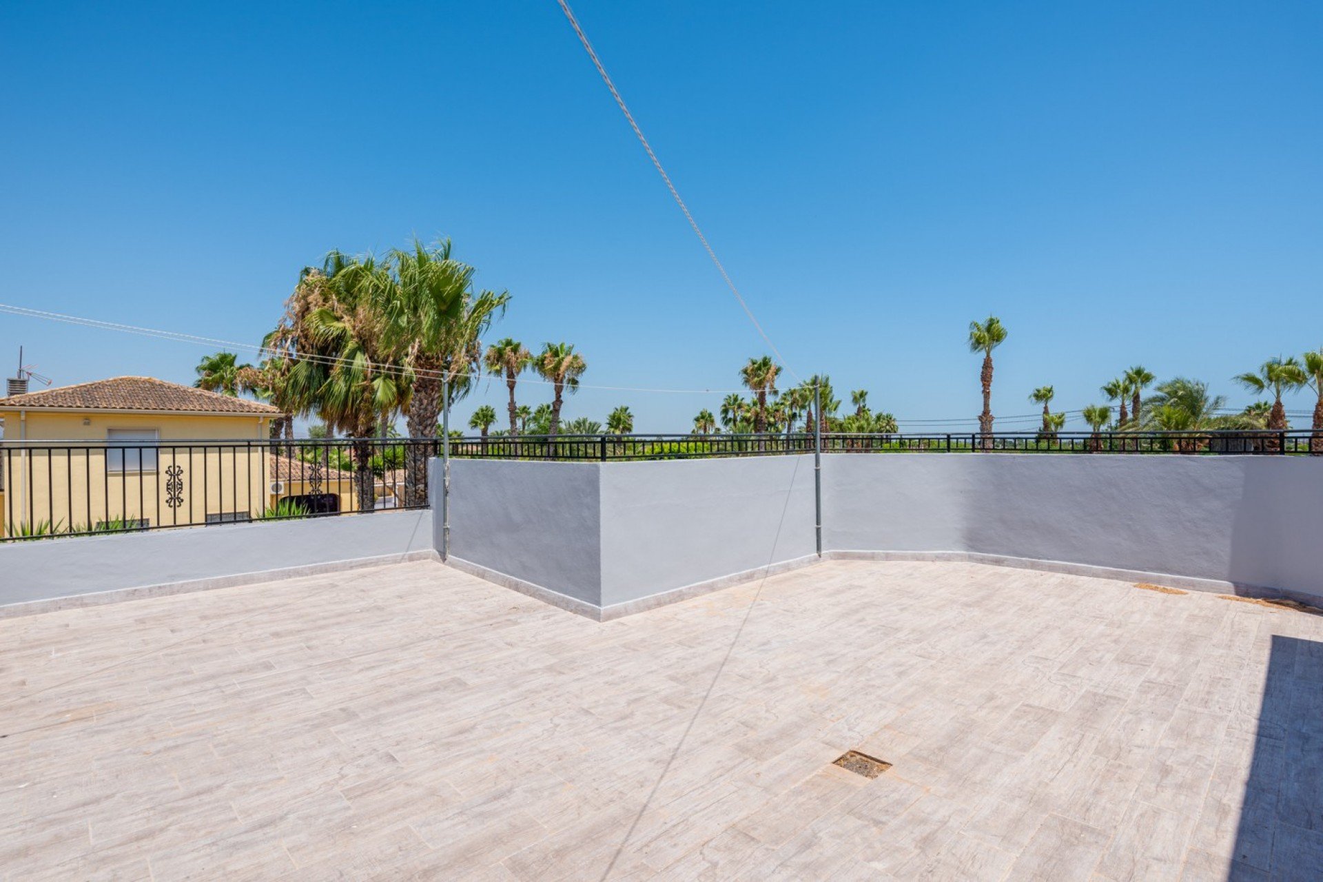 Resale - Finca -
Catral