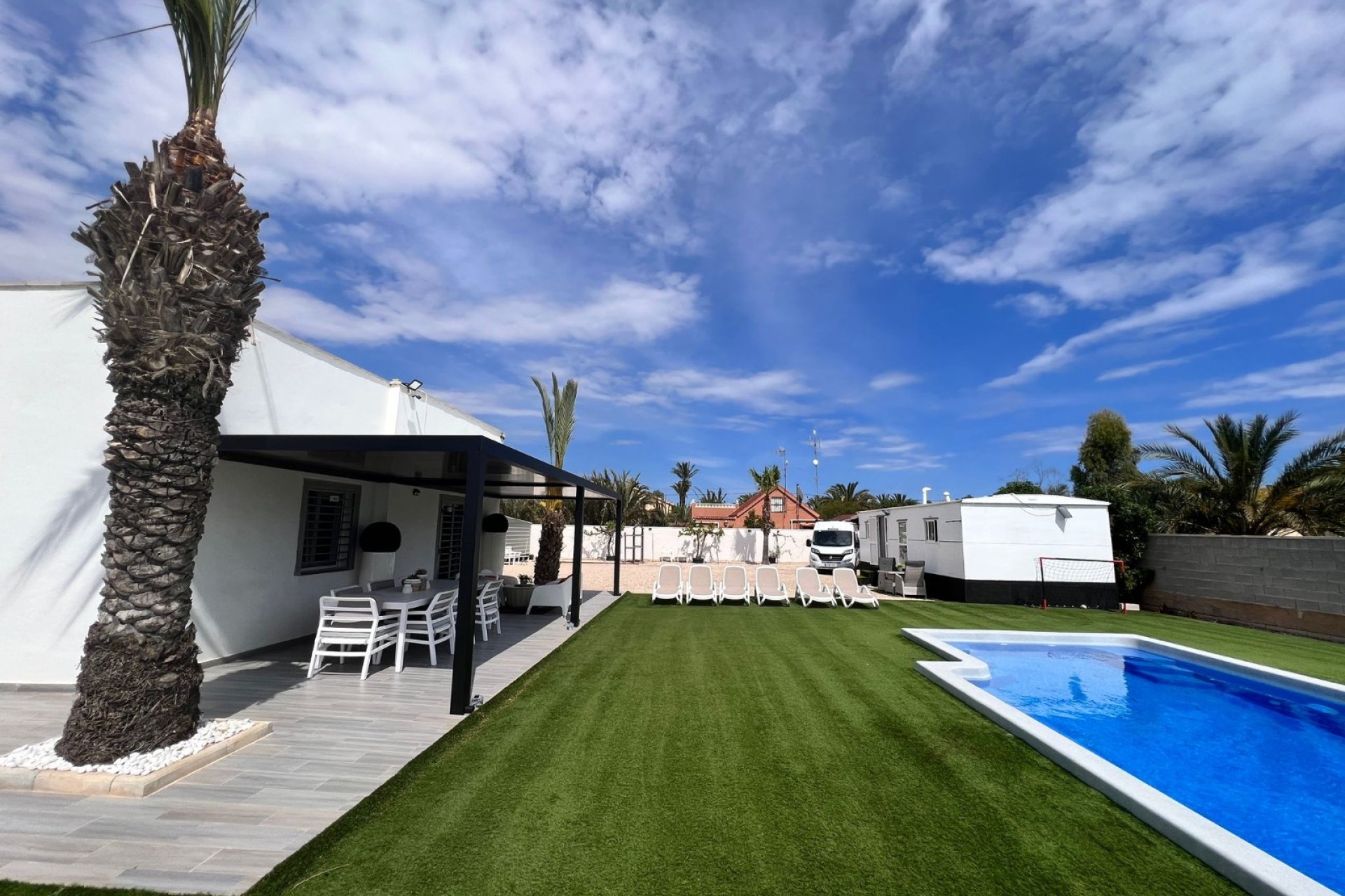 Resale - Finca -
Elche - La Marina