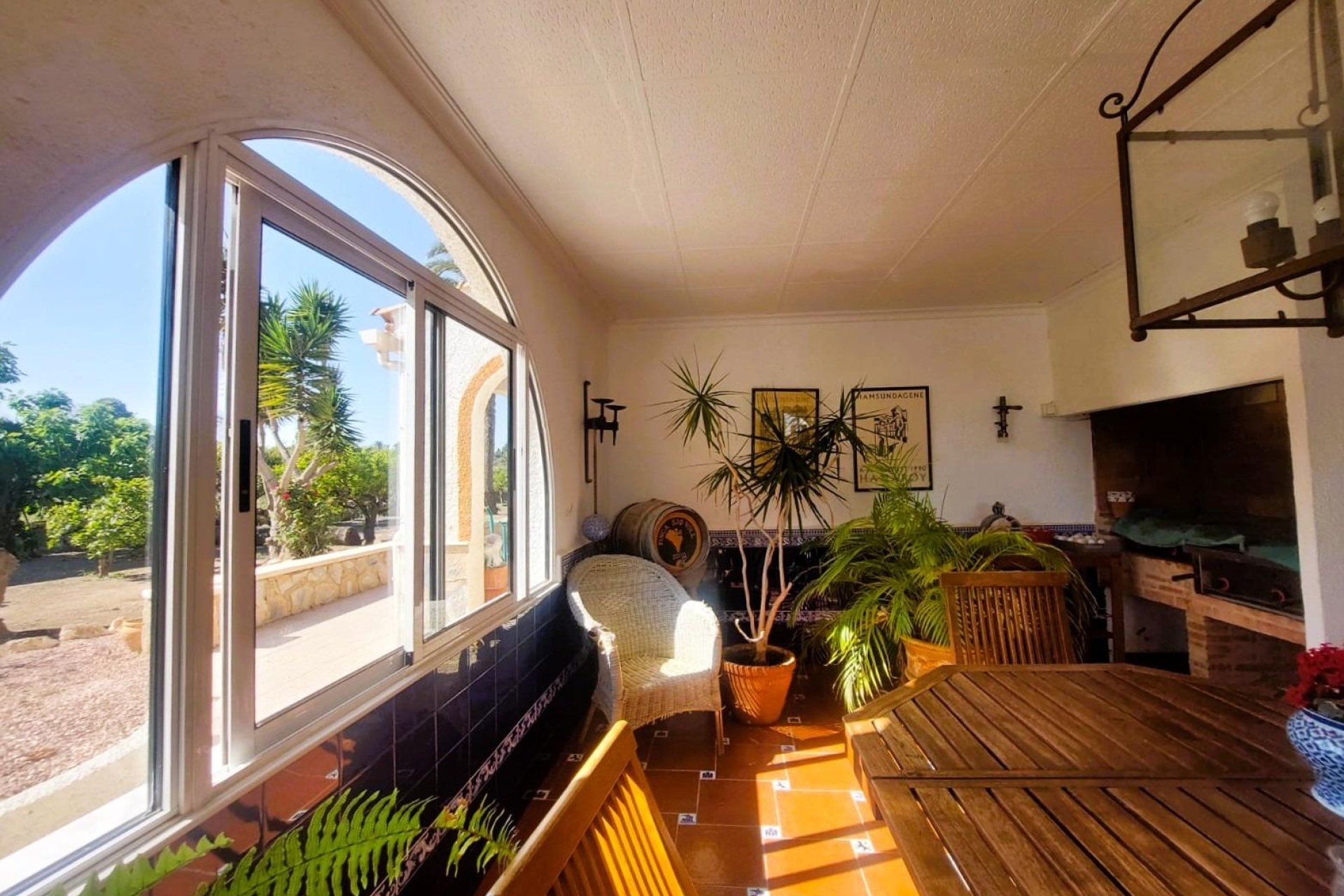 Resale - Finca -
La Marina