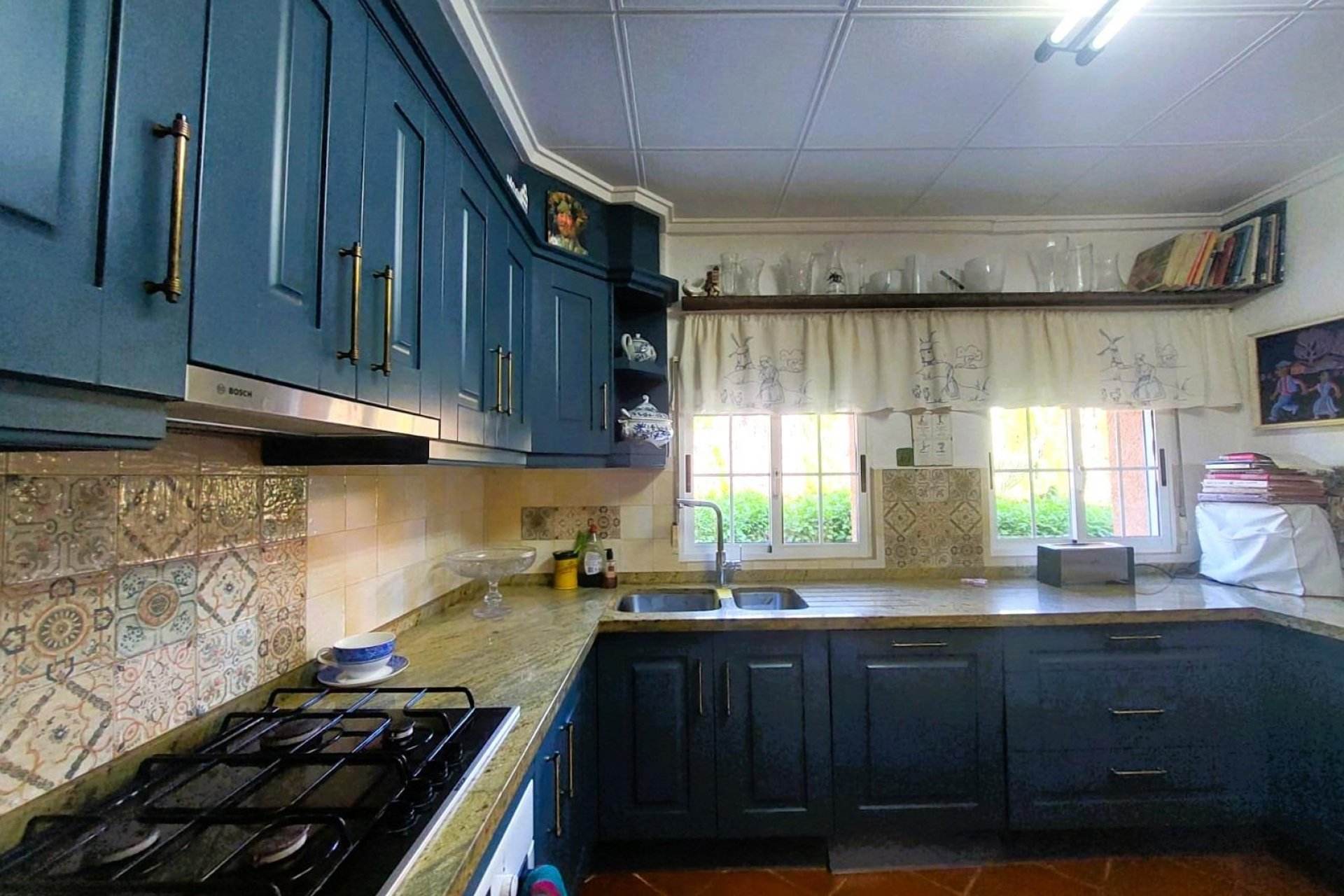 Resale - Finca -
La Marina