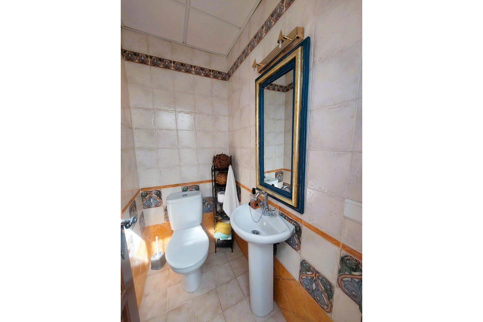 Resale - Finca -
La Marina