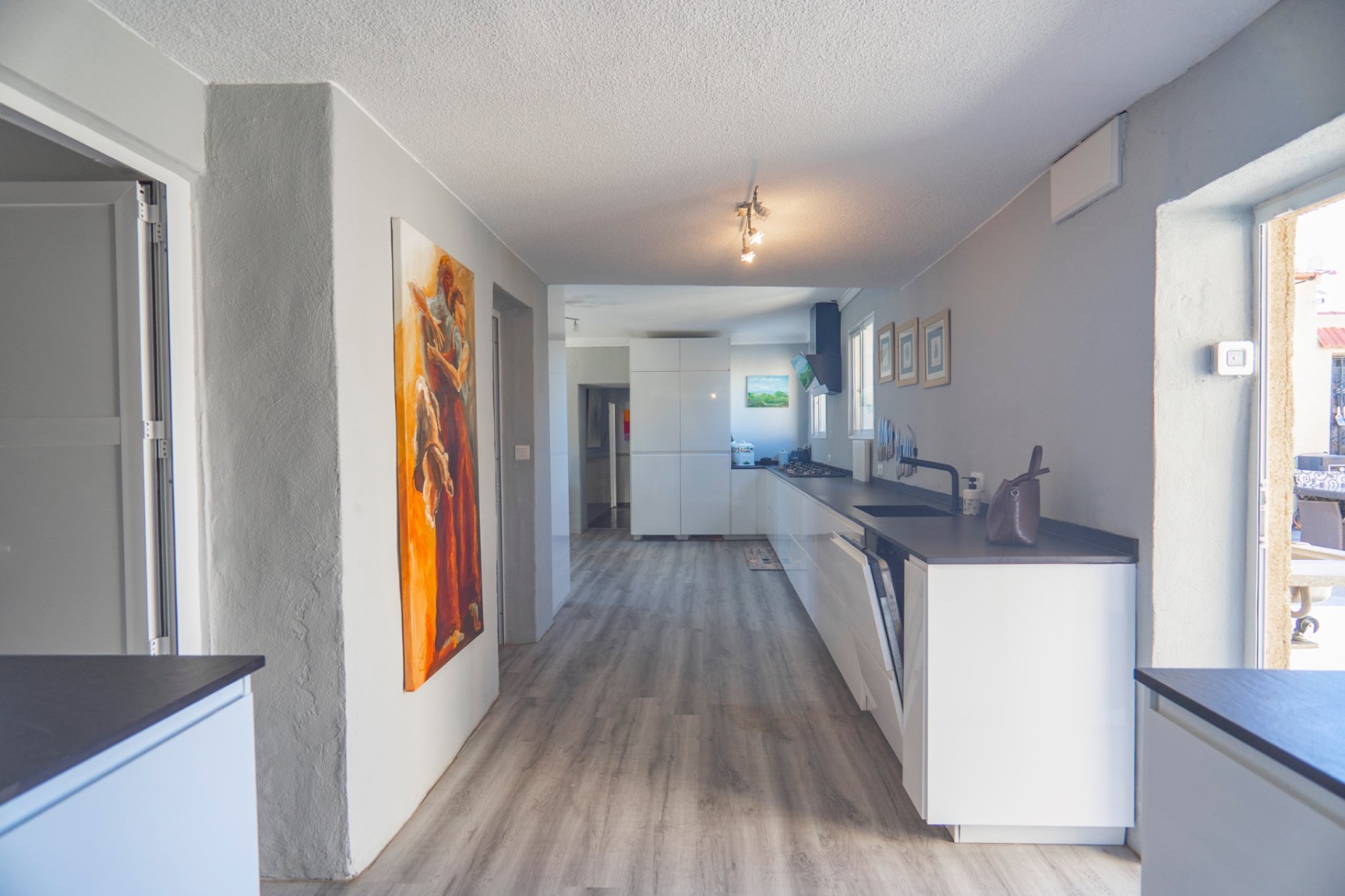 Resale - Finca -
Los Montesinos