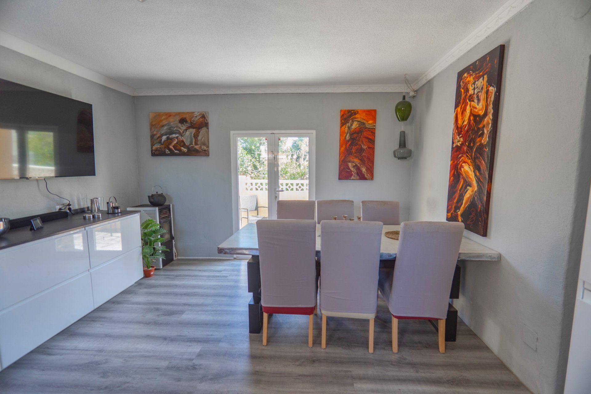 Resale - Finca -
Los Montesinos