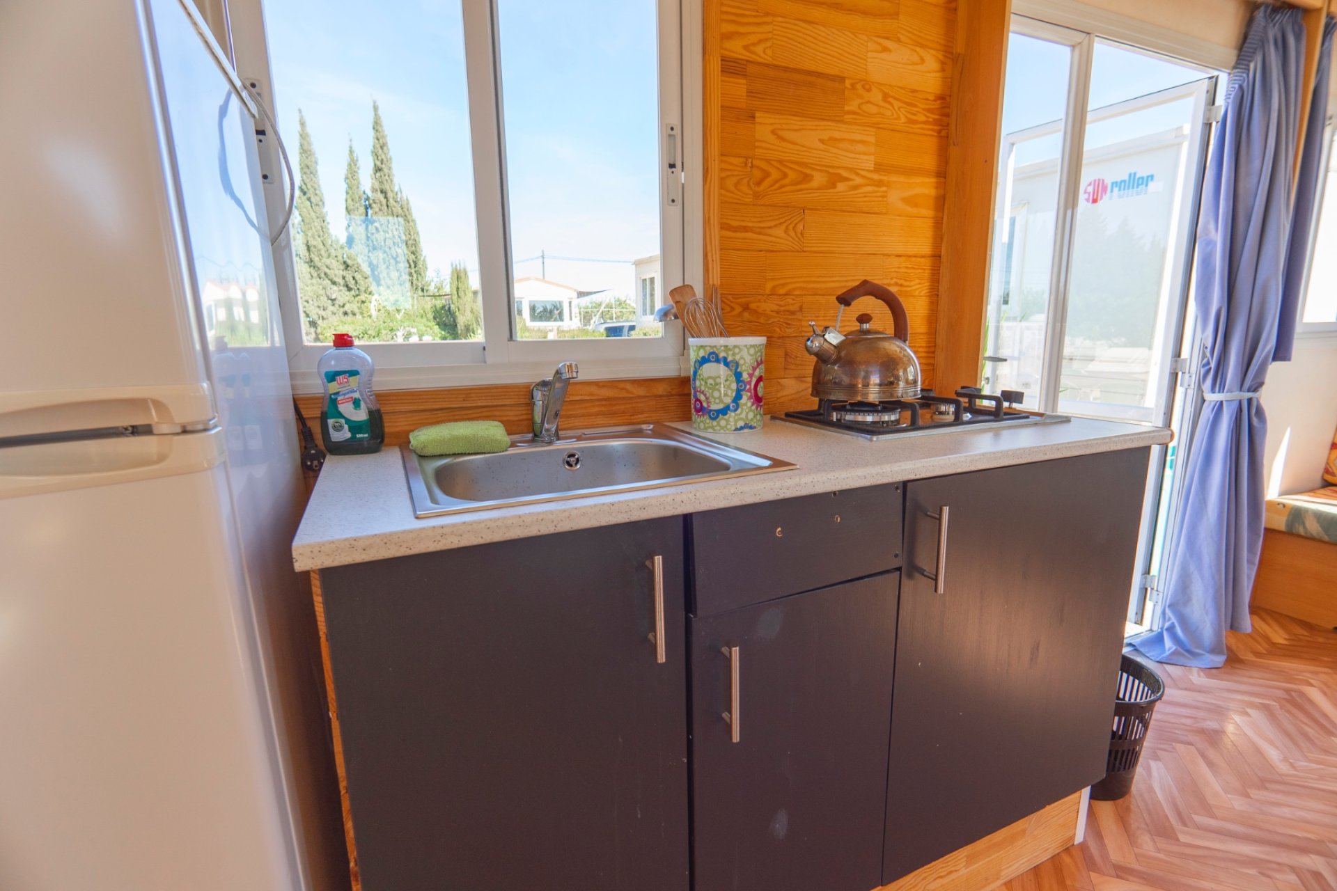 Resale - Finca -
Los Montesinos