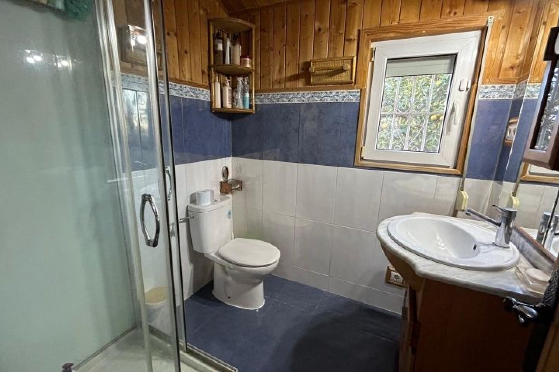 Resale - Finca -
Orihuela