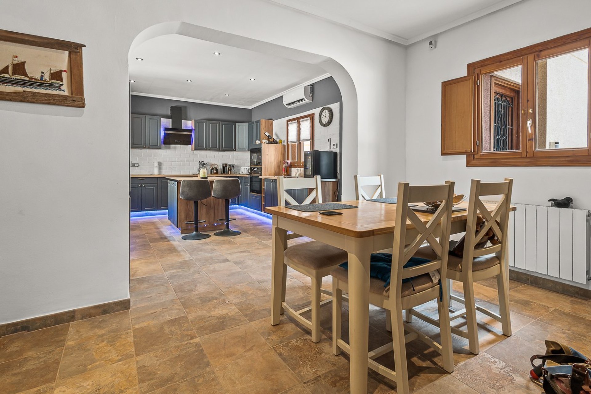 Resale - Finca -
Torremendo