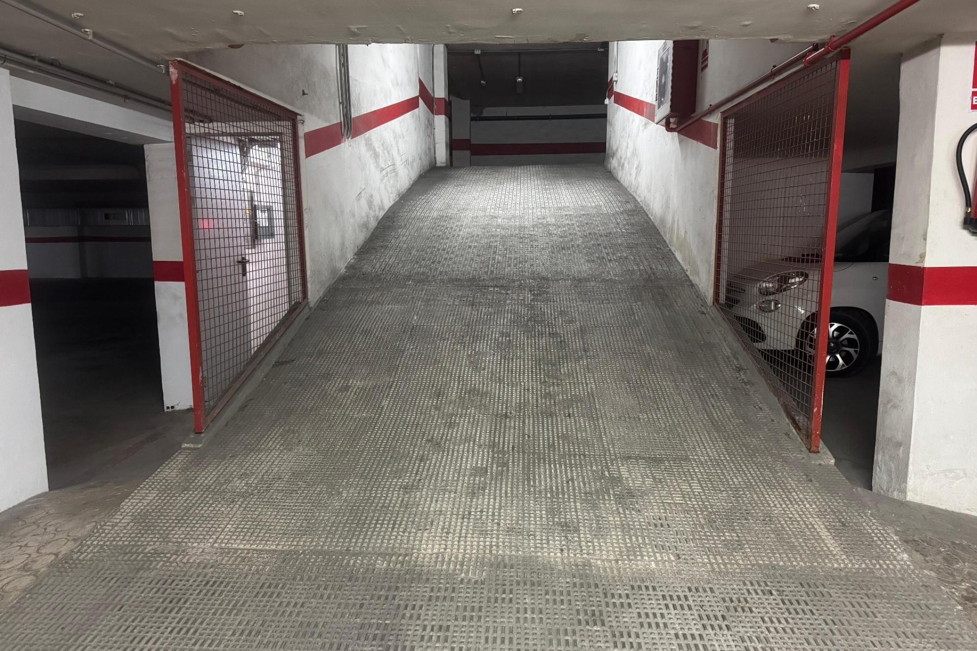 Resale - Garage -
Torrevieja - Playa Acequion