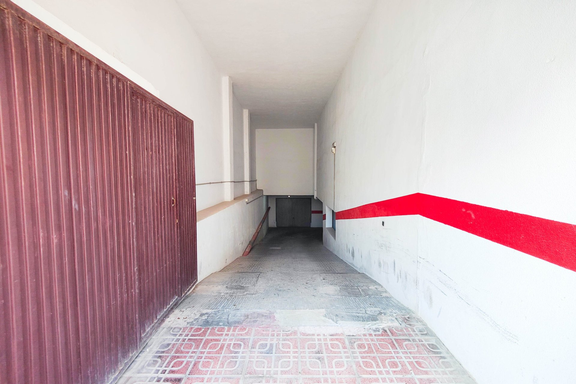 Resale - Garage -
Torrevieja - Playa del Cura