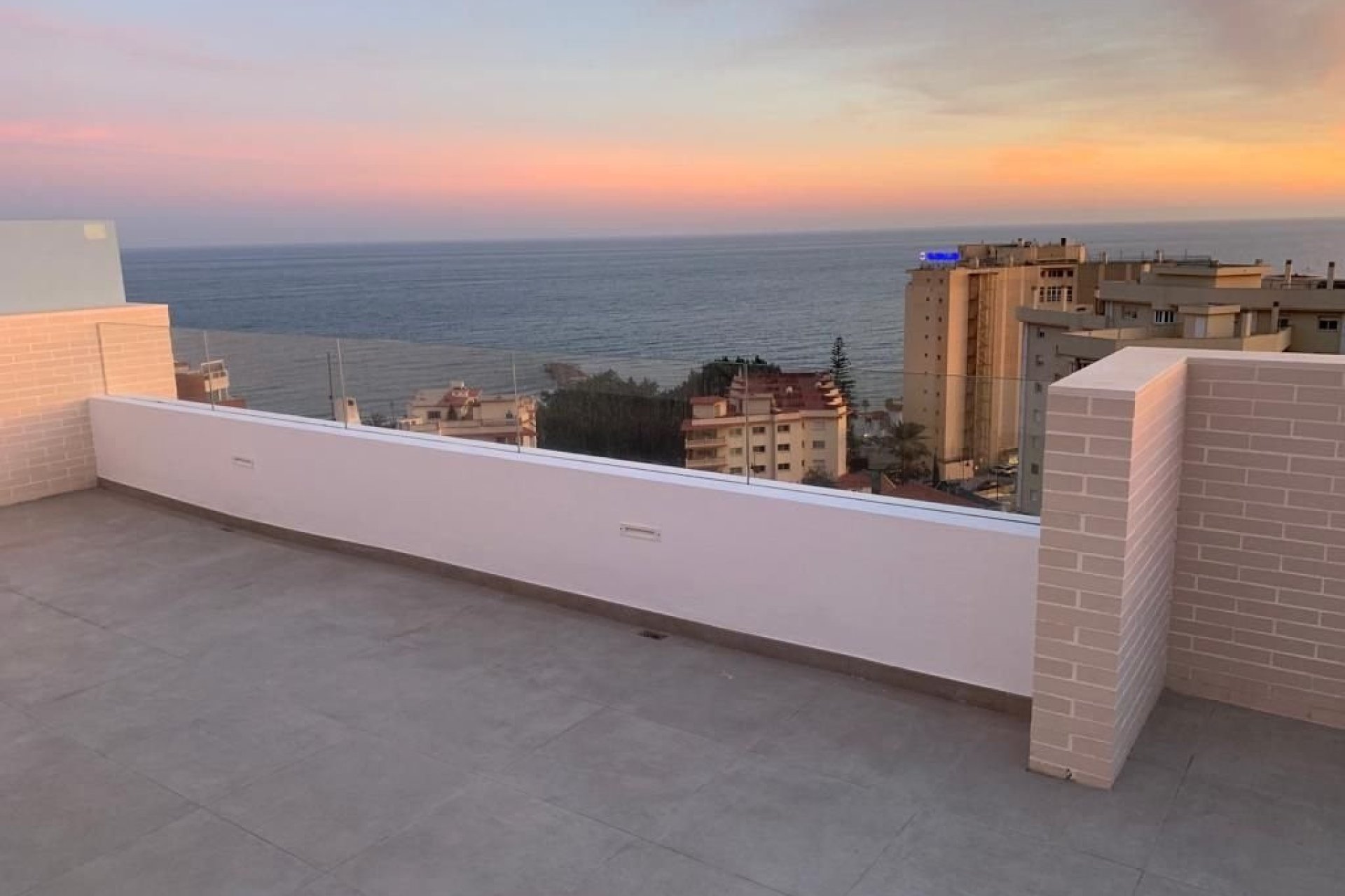 Resale - Link-Detached Villa -
Torreblanca