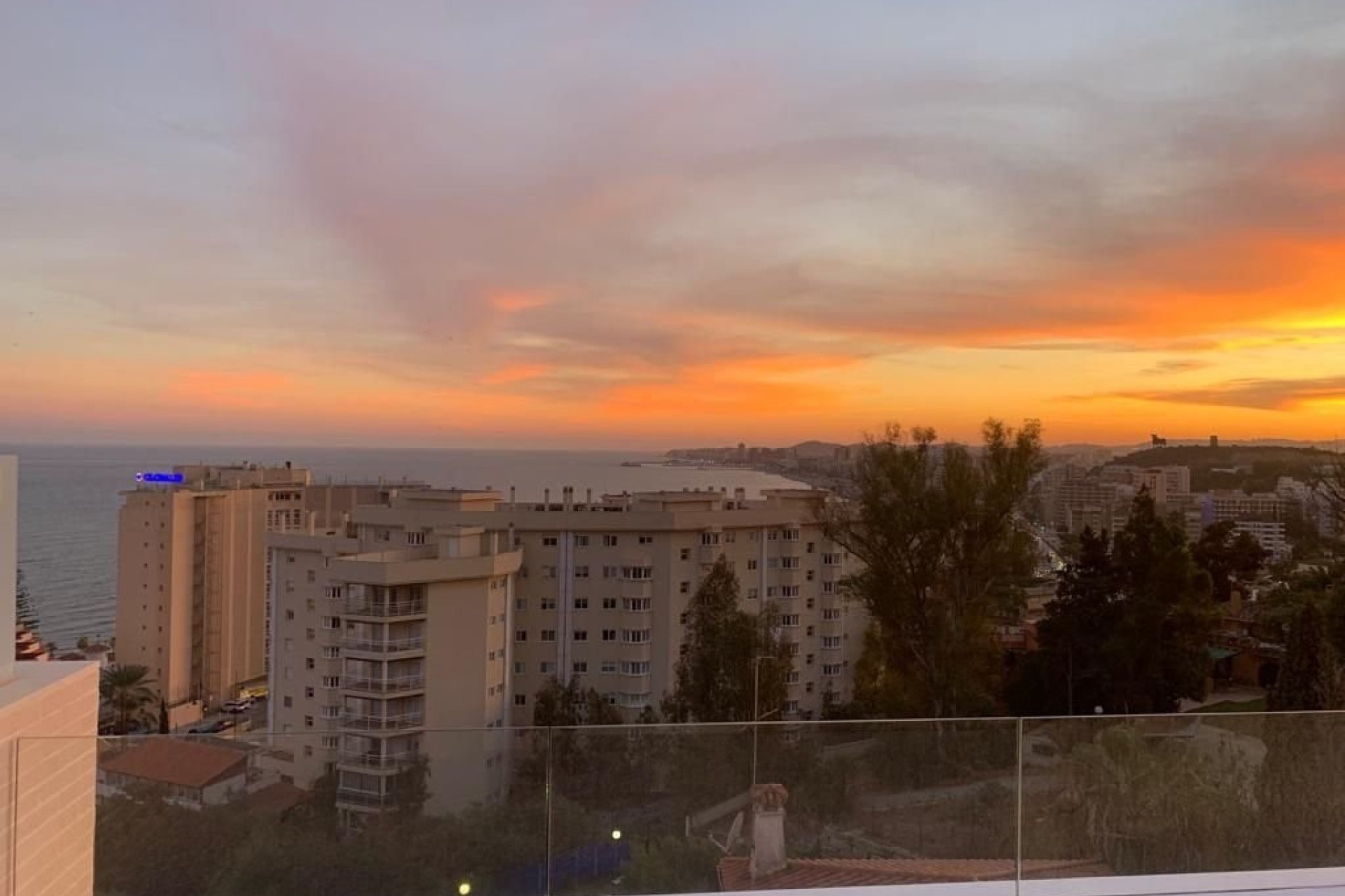 Resale - Link-Detached Villa -
Torreblanca