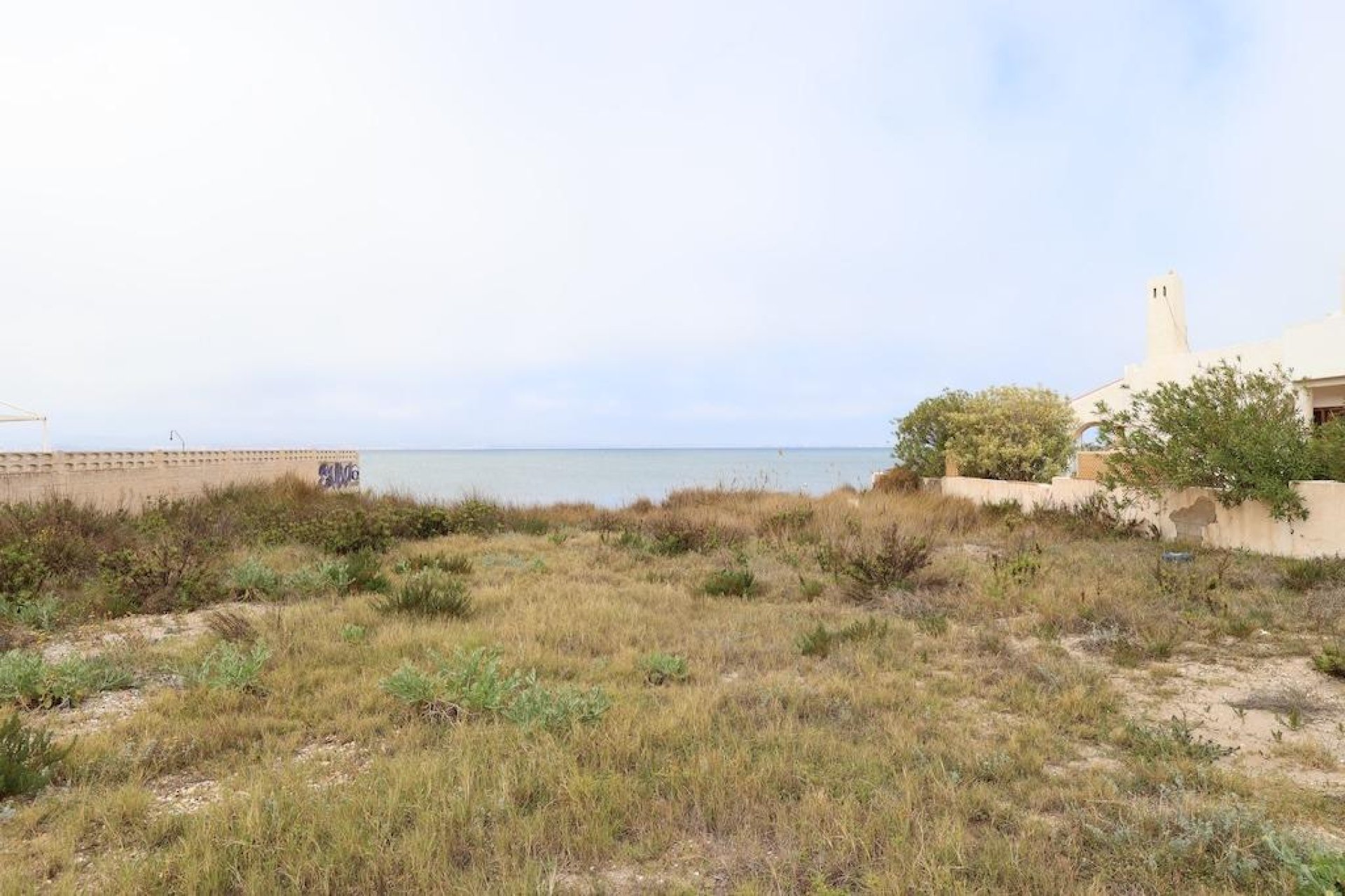 Resale - Plot / Land -
La Manga - Playa del Galán