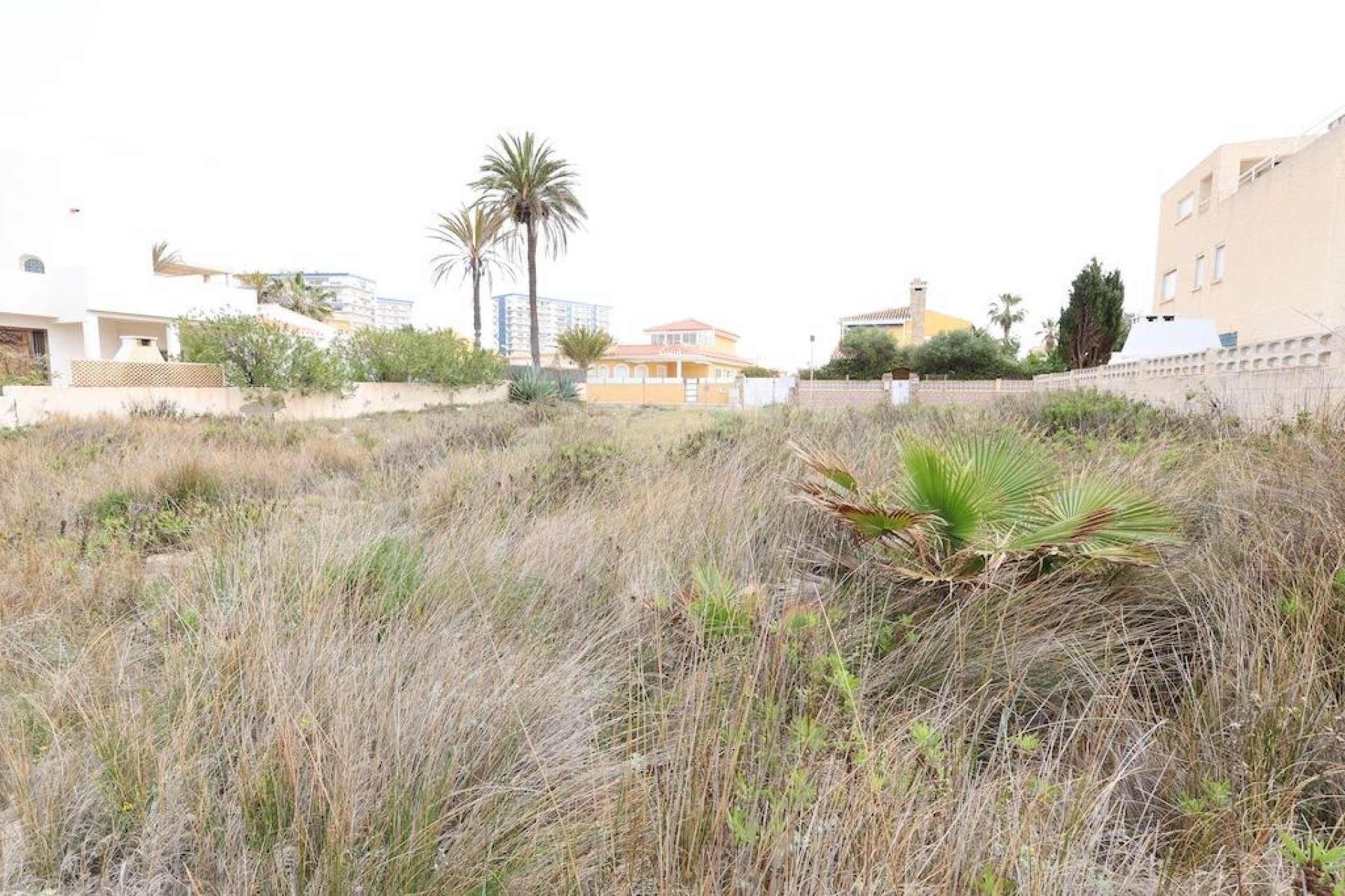 Resale - Plot / Land -
La Manga - Playa del Galán