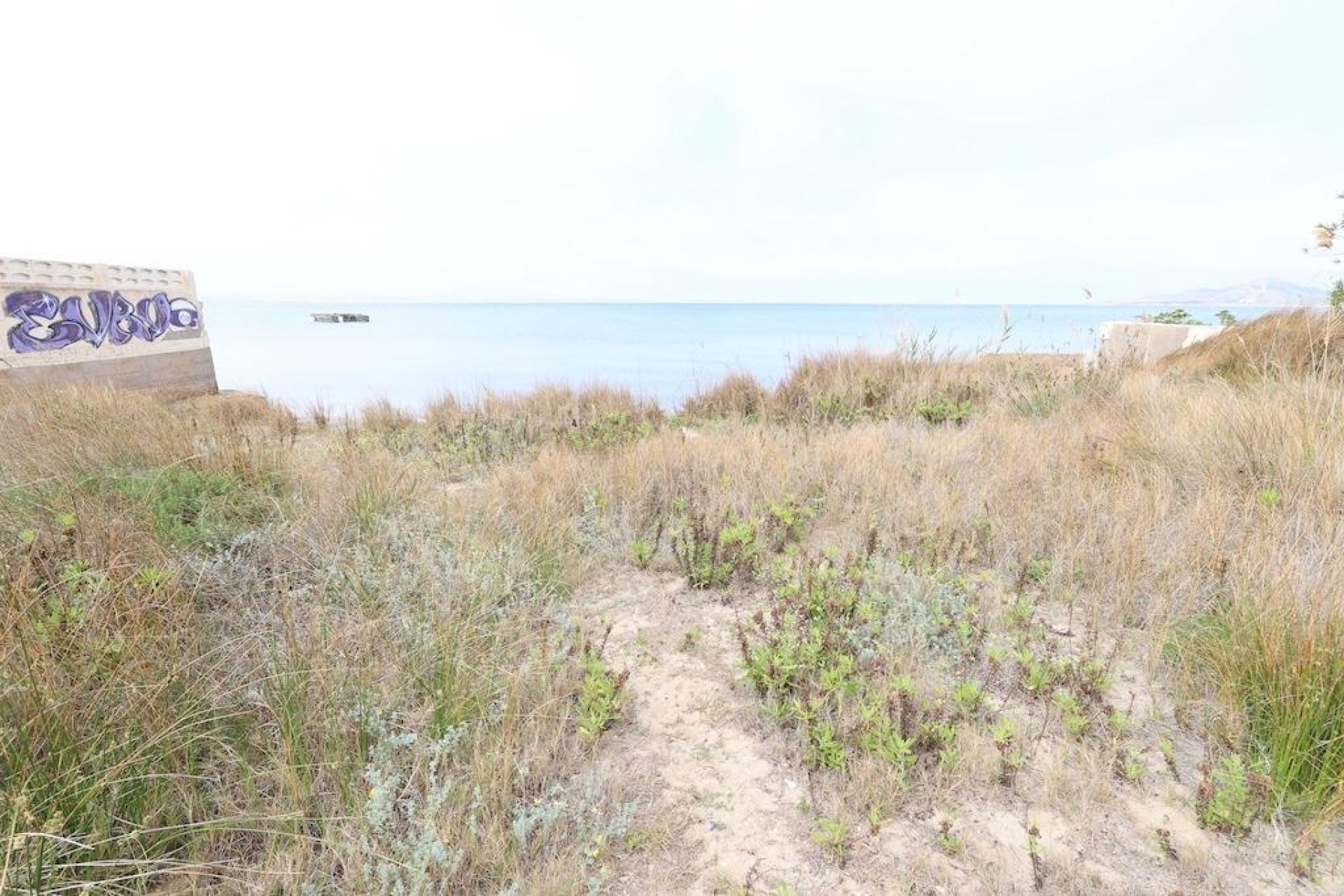 Resale - Plot / Land -
La Manga - Playa del Galán